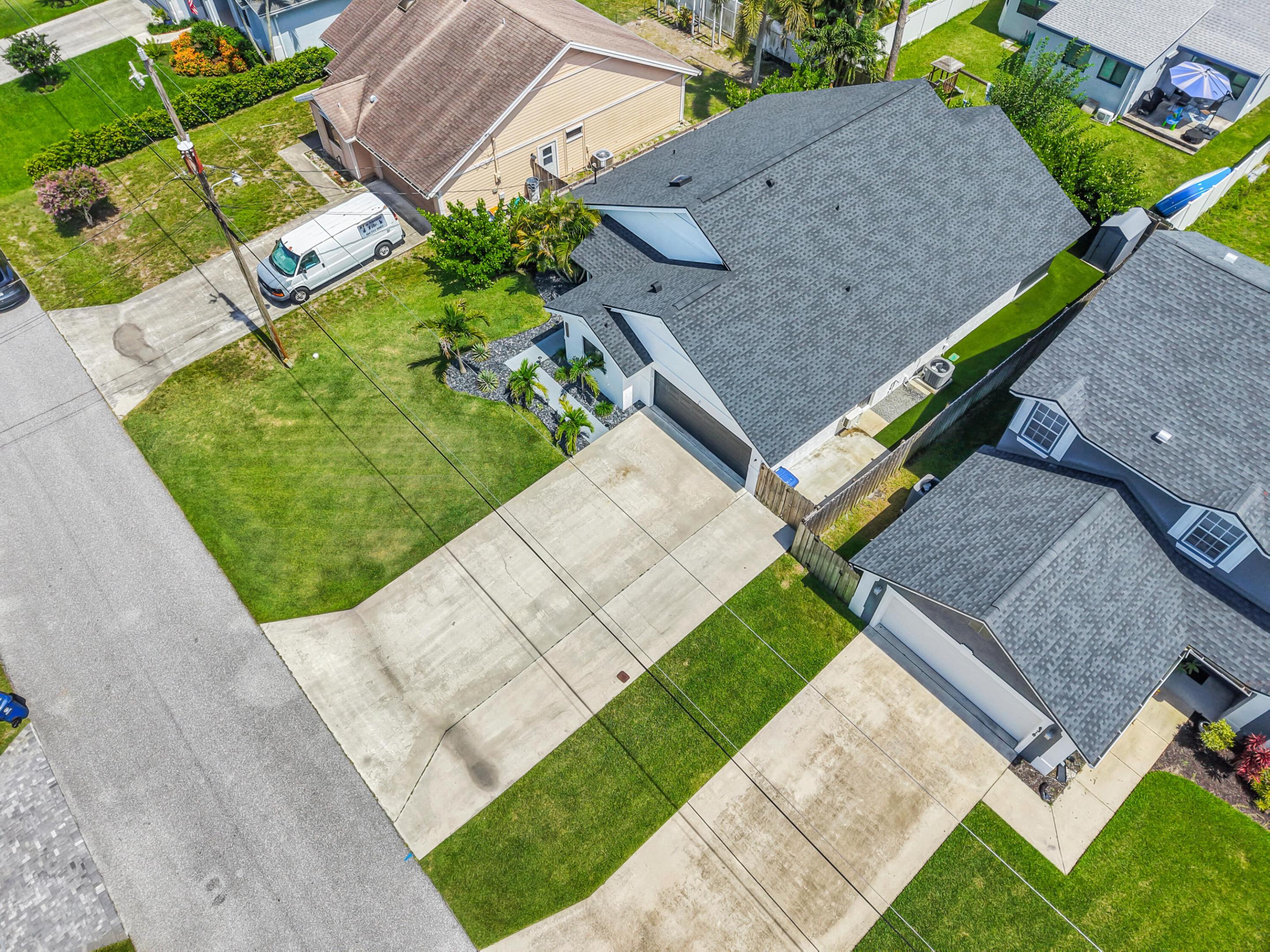NORTH PALM BEACH HEIGHTS - Residential