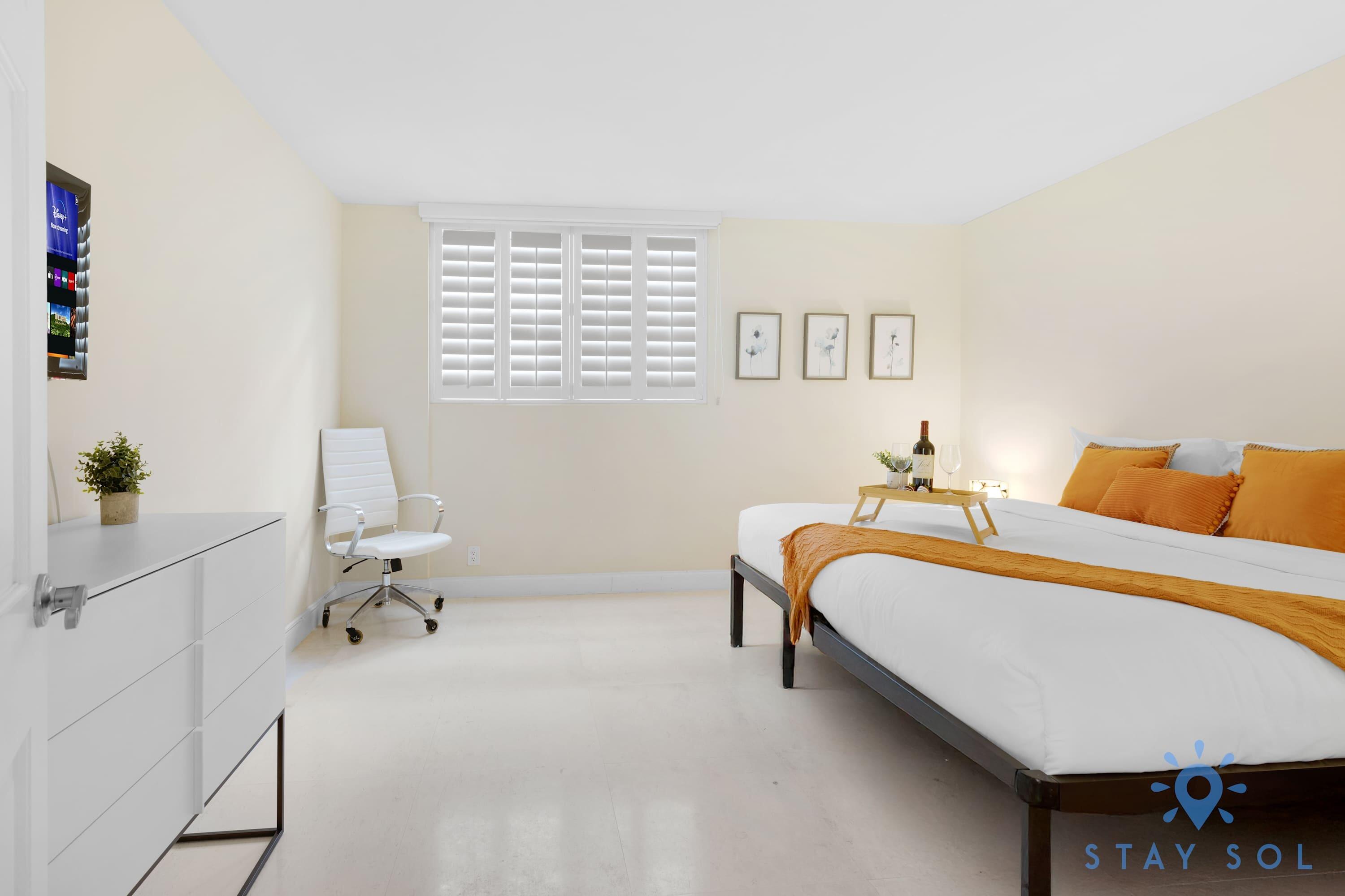 TIDES ON HOLLYWOOD BEACH CONDO - Residential