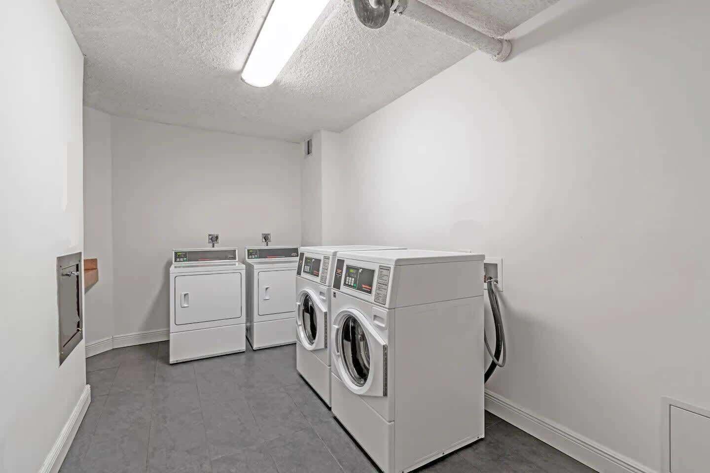 TIDES ON HOLLYWOOD BEACH CONDO - Residential