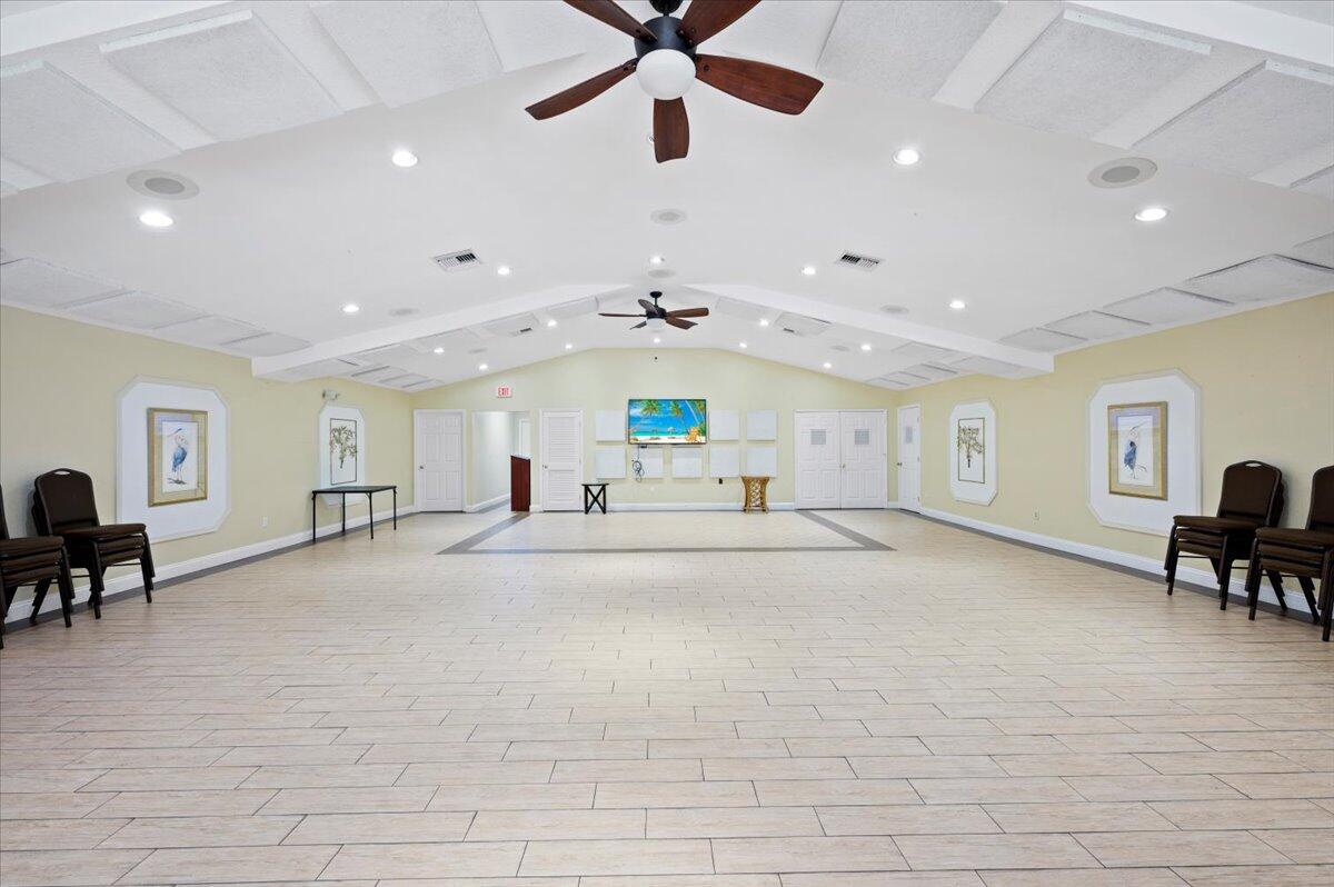 STRATHMORE GATE WEST UNIT 2 - Residential
