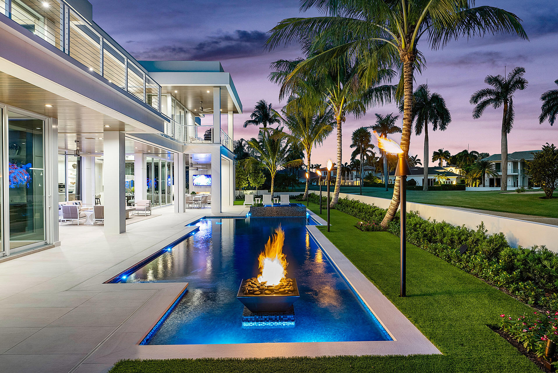 ROYAL PALM YACHT & COUNTRY CLUB - Residential