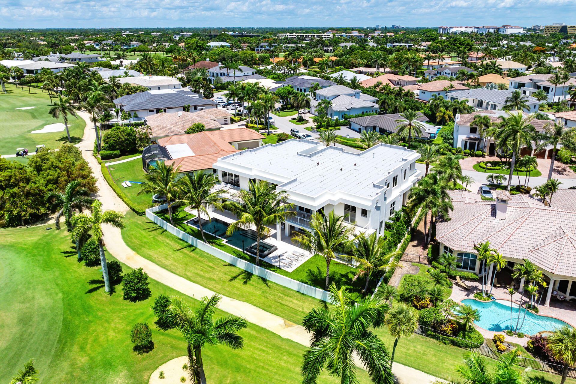 ROYAL PALM YACHT & COUNTRY CLUB - Residential