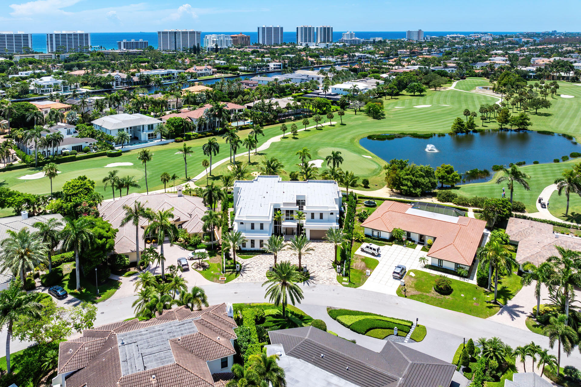 ROYAL PALM YACHT & COUNTRY CLUB - Residential