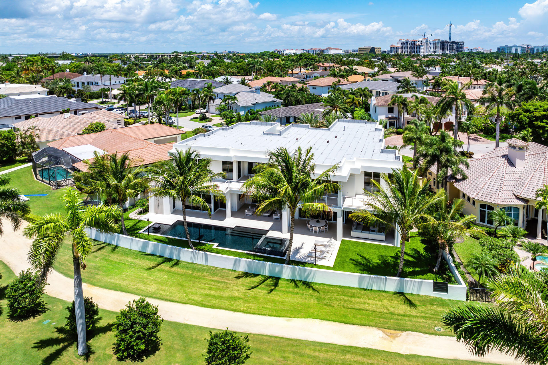 ROYAL PALM YACHT & COUNTRY CLUB - Residential