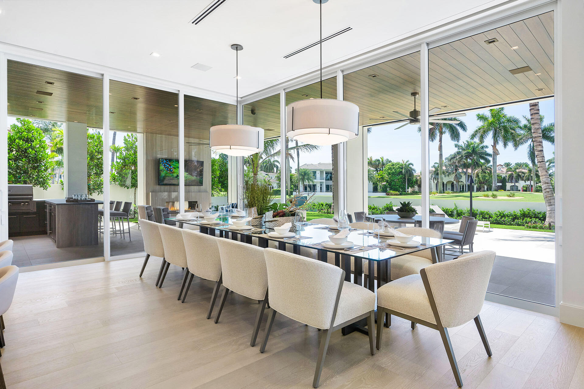 ROYAL PALM YACHT & COUNTRY CLUB - Residential