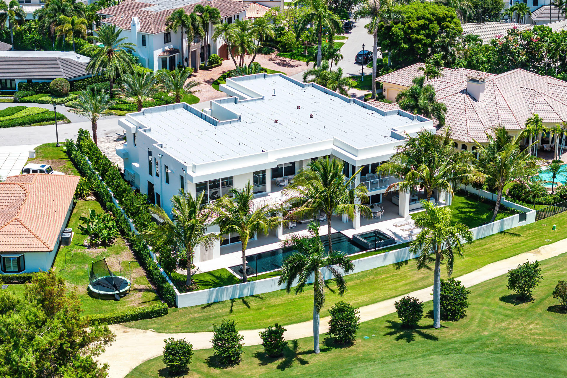 ROYAL PALM YACHT & COUNTRY CLUB - Residential
