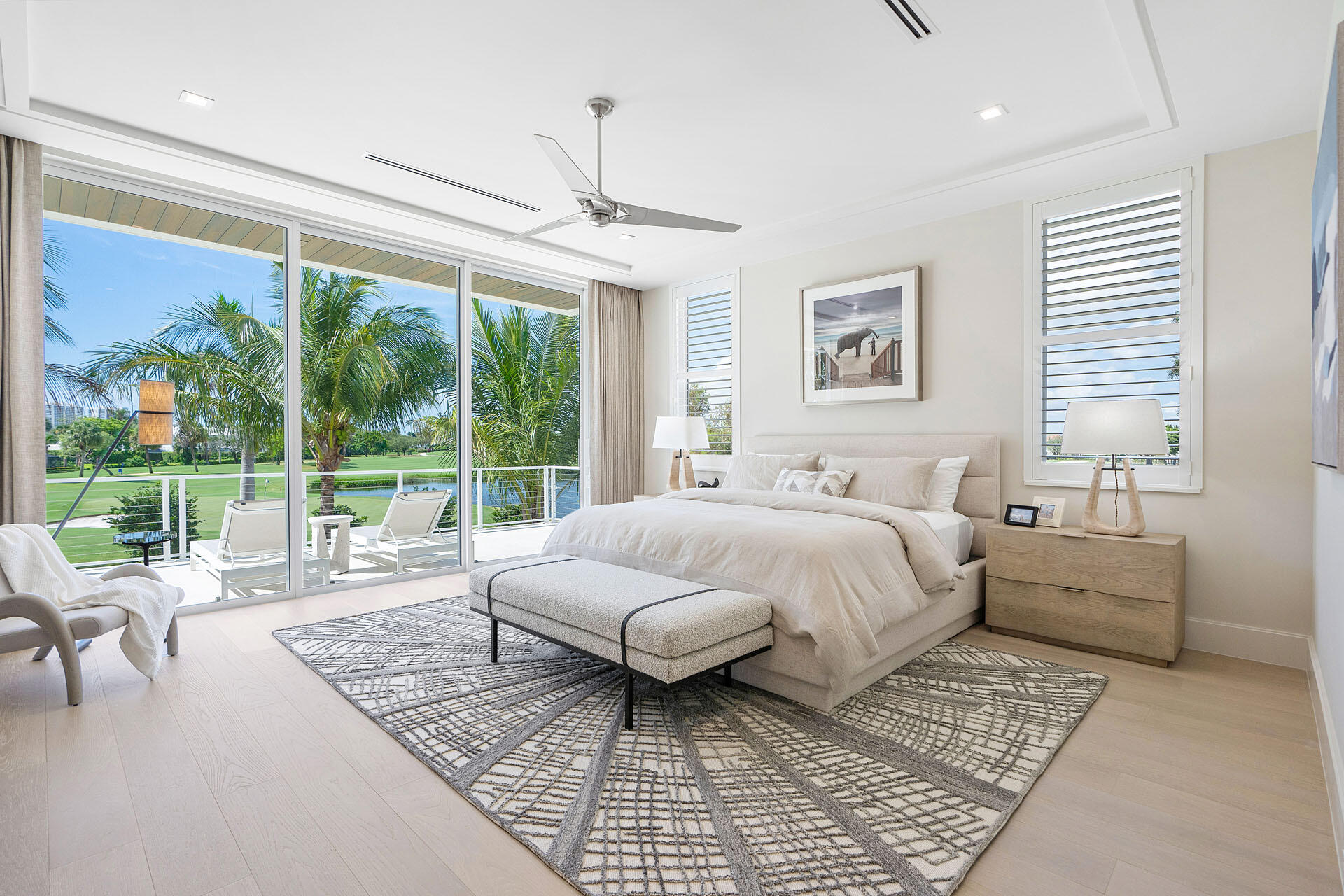 ROYAL PALM YACHT & COUNTRY CLUB - Residential