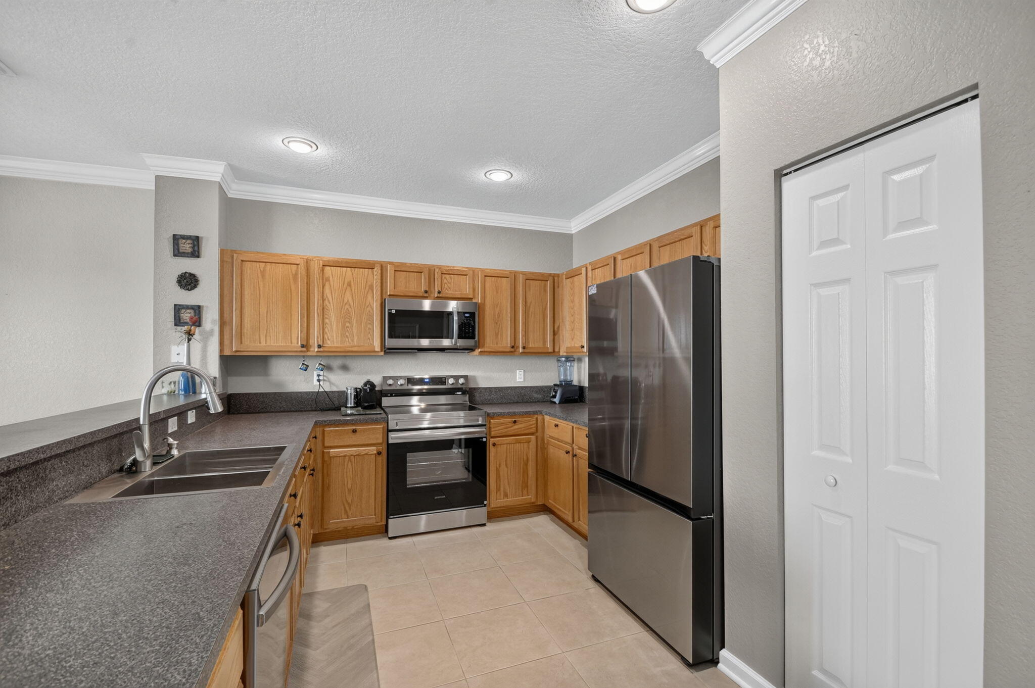 QUANTUM PARK TOWNHOMES - Residential