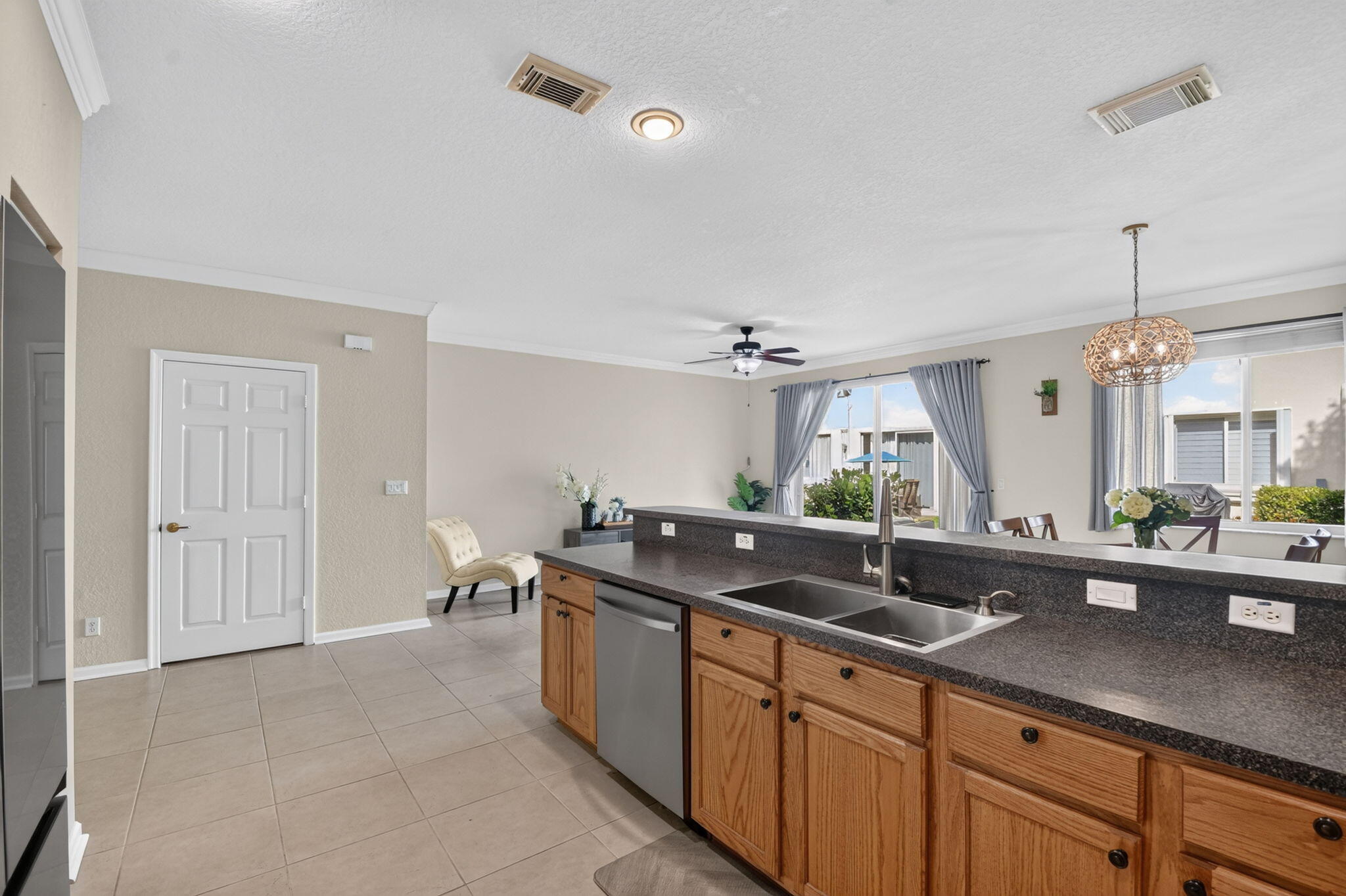 QUANTUM PARK TOWNHOMES - Residential