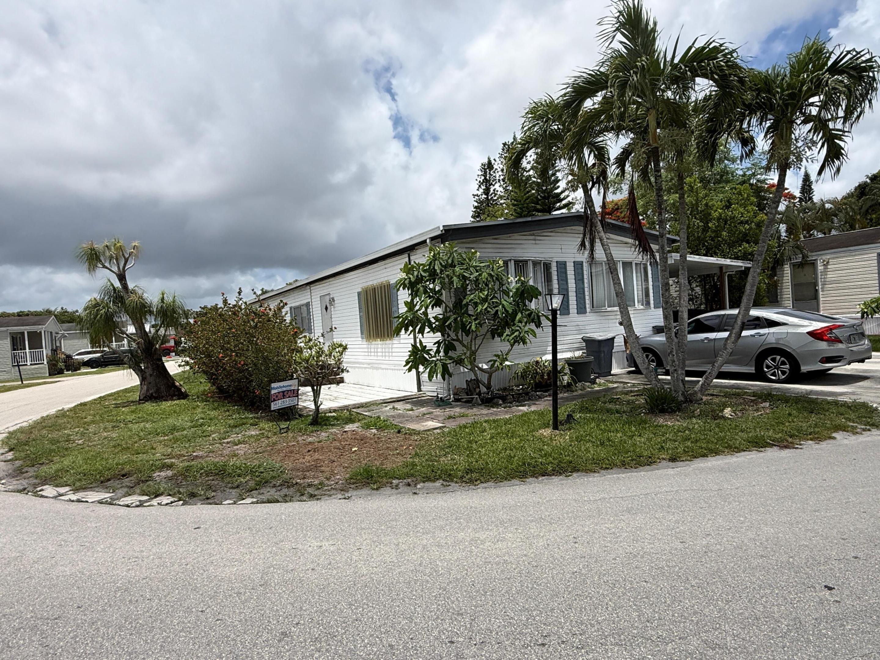 Lake Worth Village - Residential