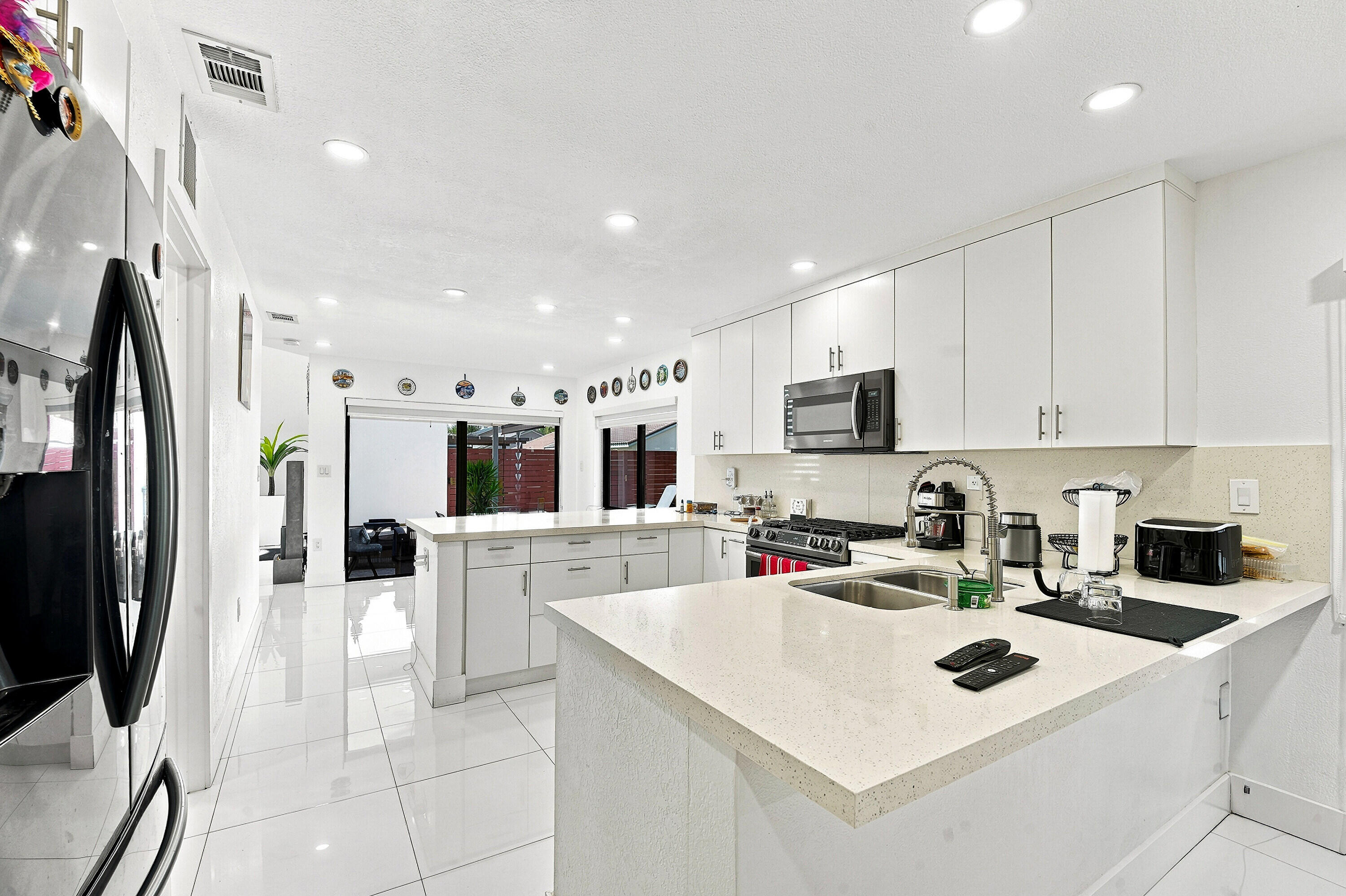LAKES ON THE GREEN REPLAT NO 3 - Residential Lease