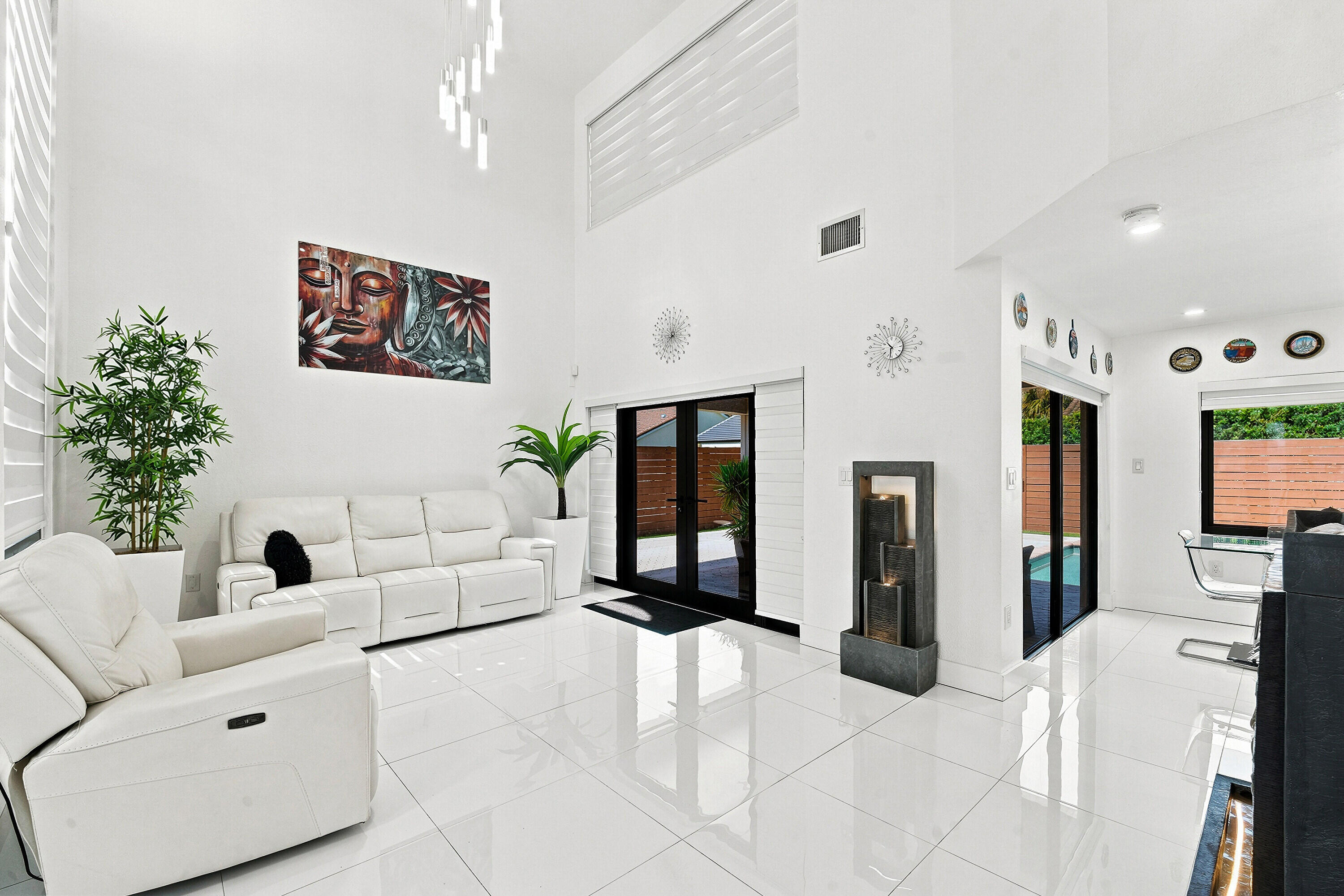 LAKES ON THE GREEN REPLAT NO 3 - Residential Lease