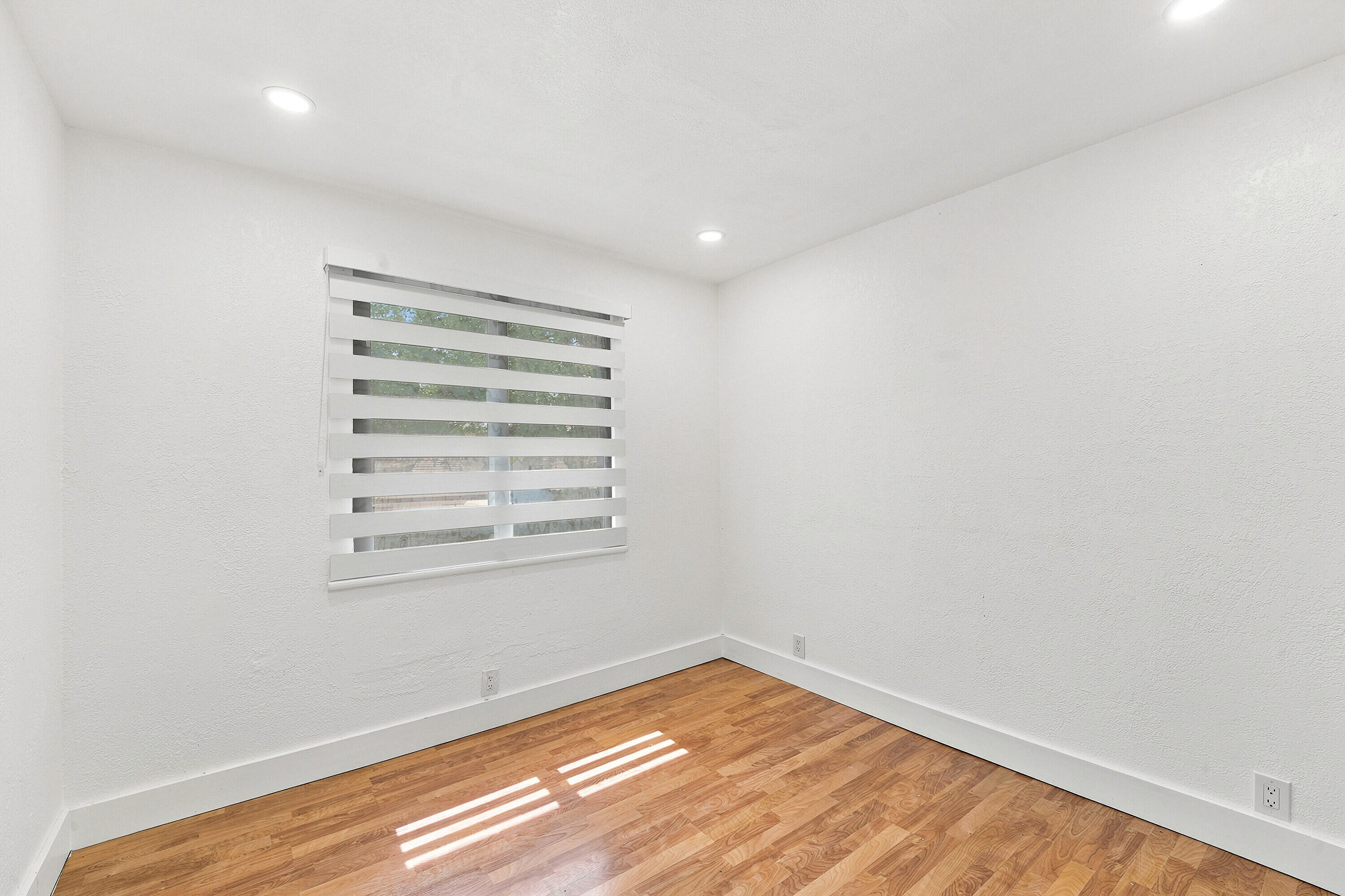 LAKES ON THE GREEN REPLAT NO 3 - Residential Lease