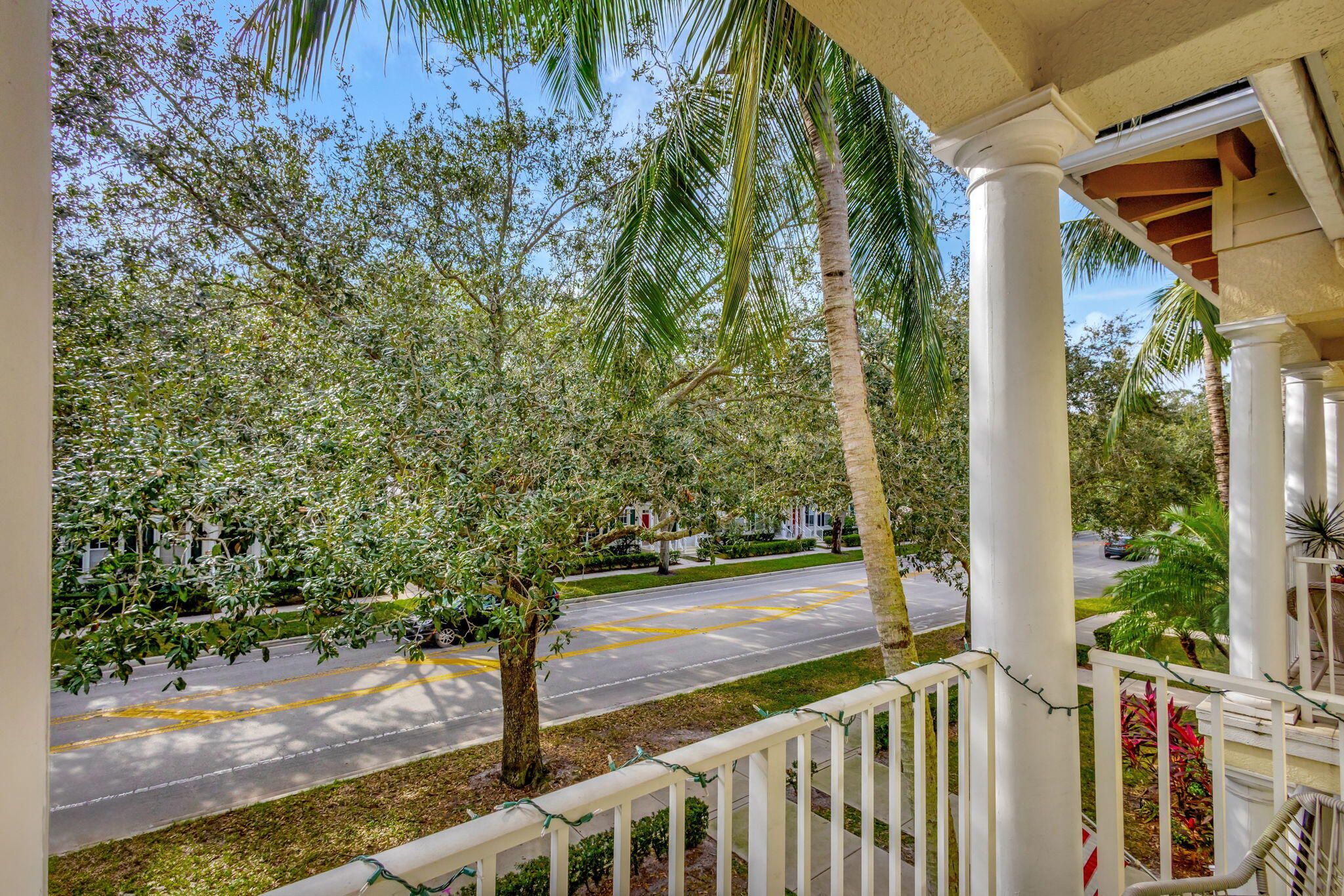 ABACOA TOWN CENTER 3 - Residential Lease