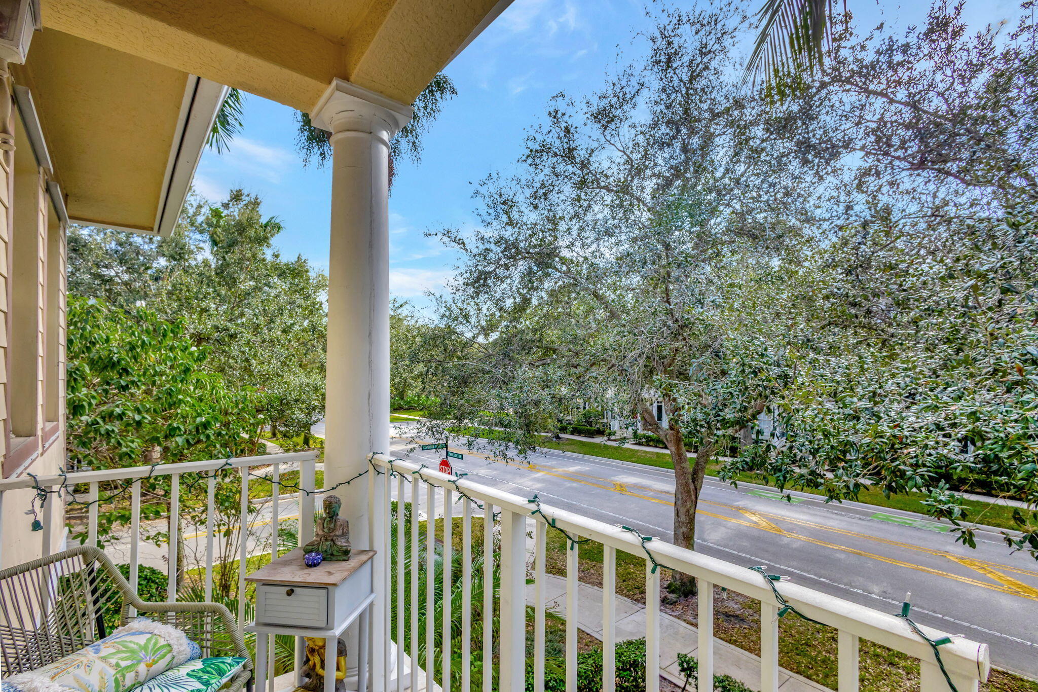 ABACOA TOWN CENTER 3 - Residential Lease