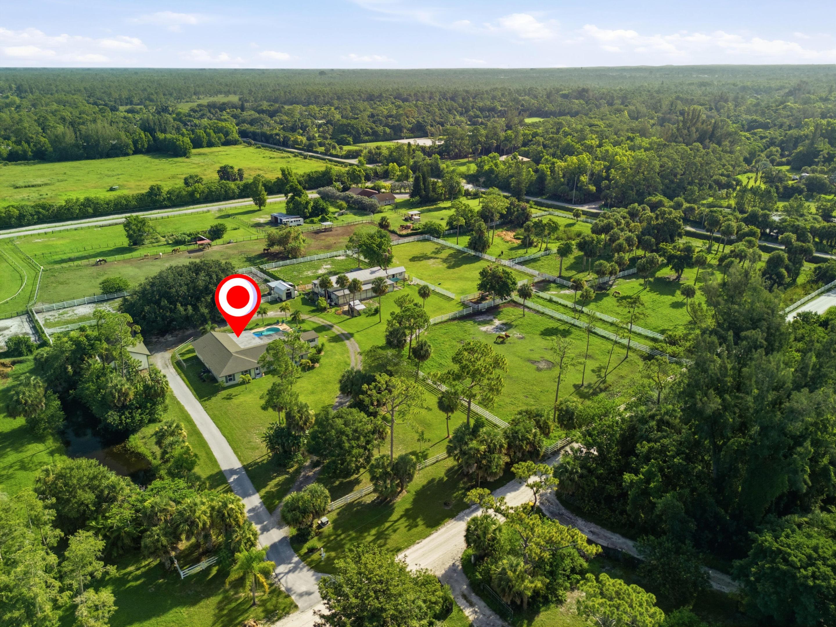 LOXAHATCHEE GROVES - Residential