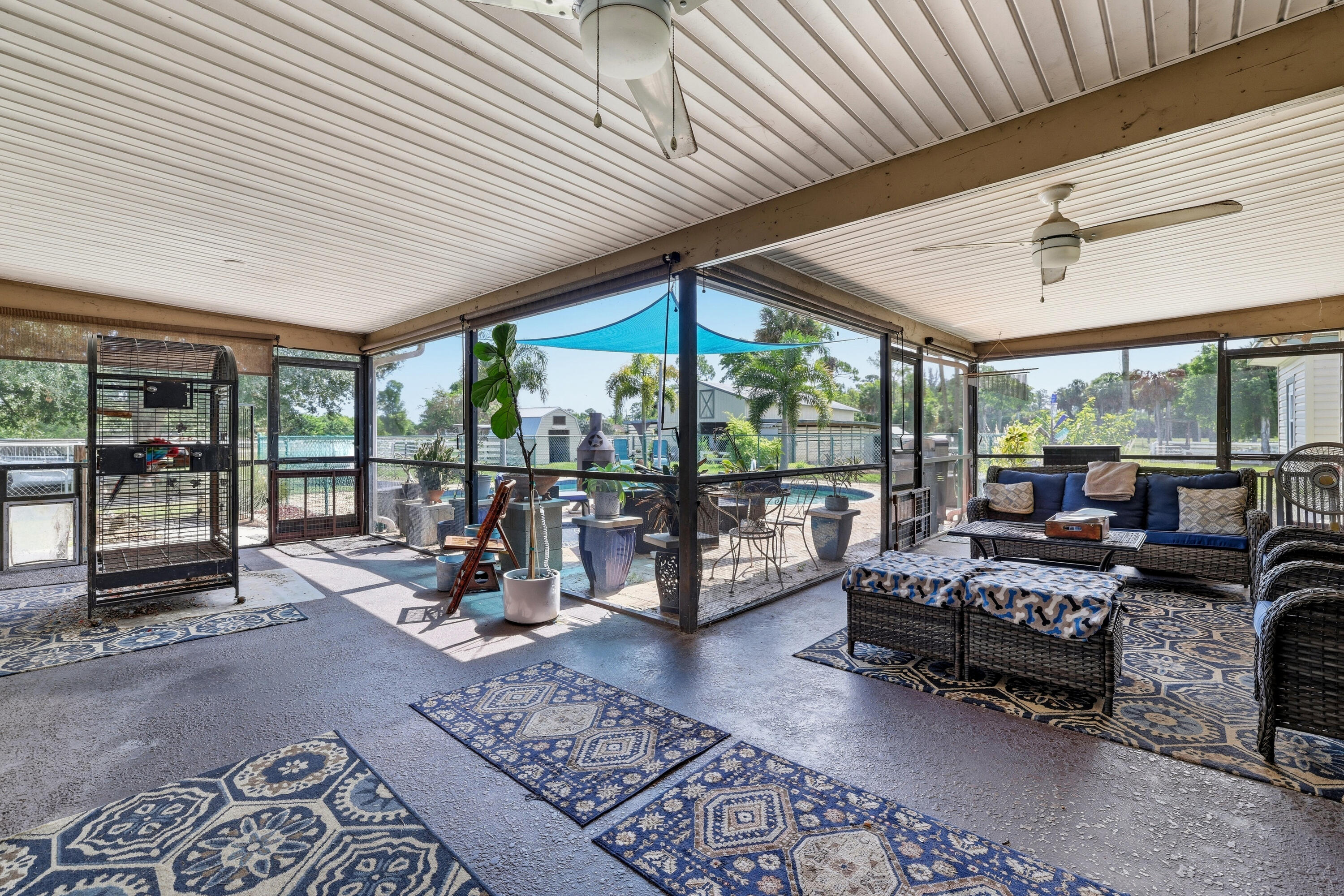 LOXAHATCHEE GROVES - Residential