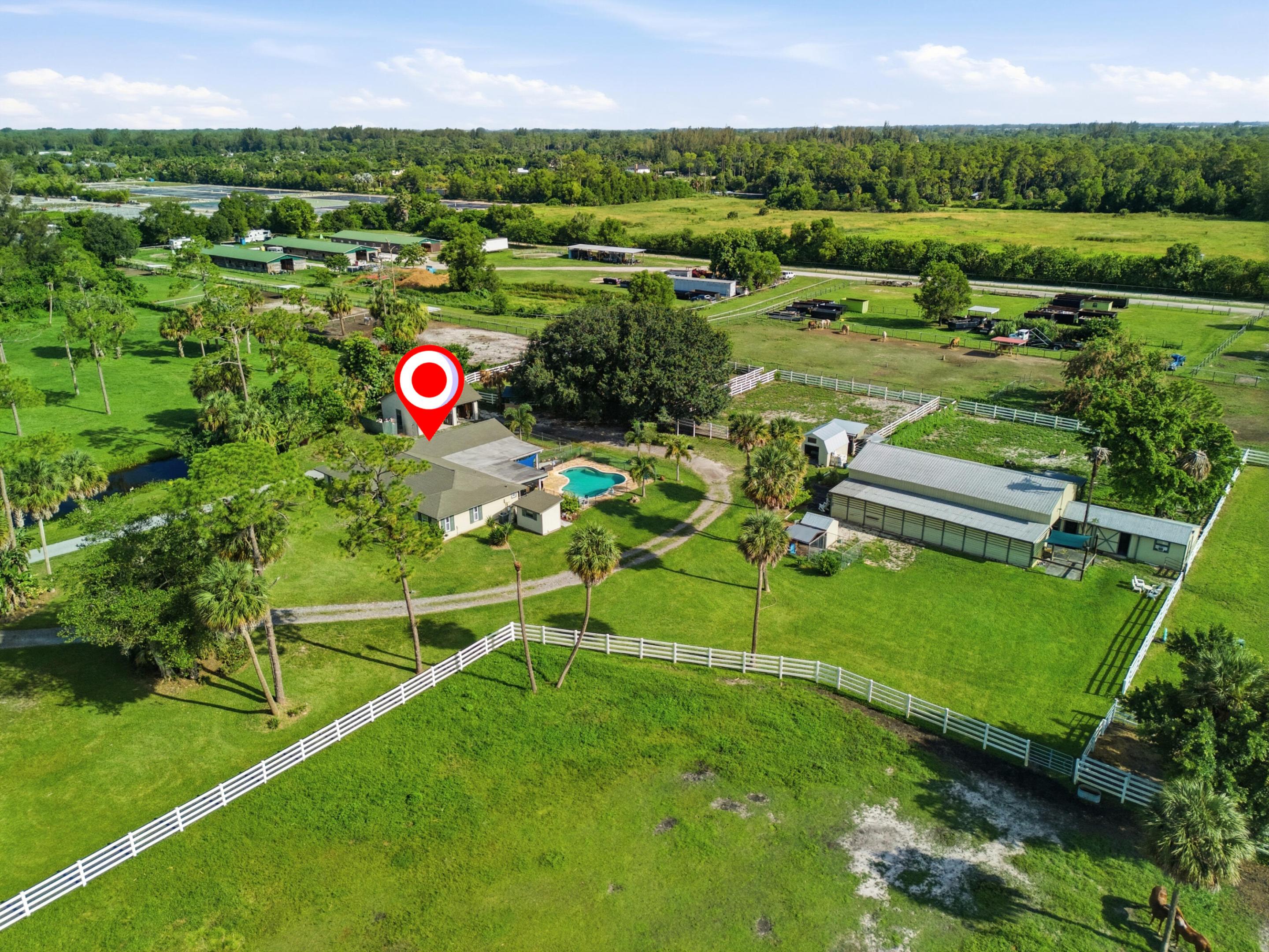 LOXAHATCHEE GROVES - Residential