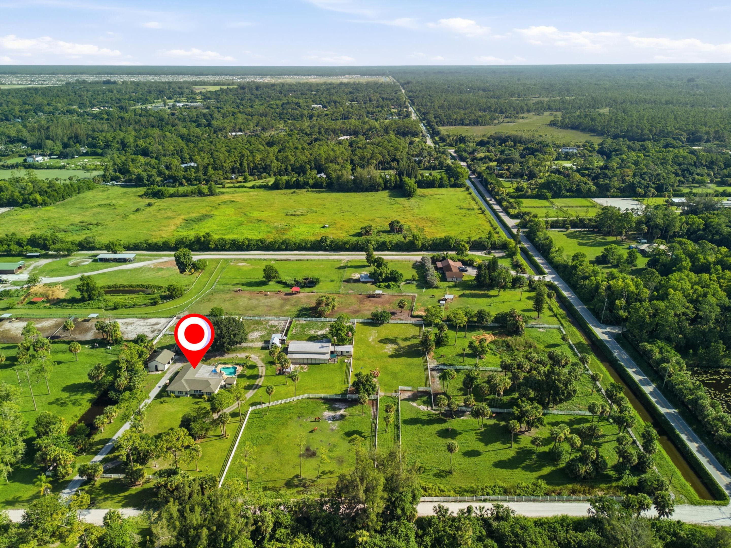LOXAHATCHEE GROVES - Residential