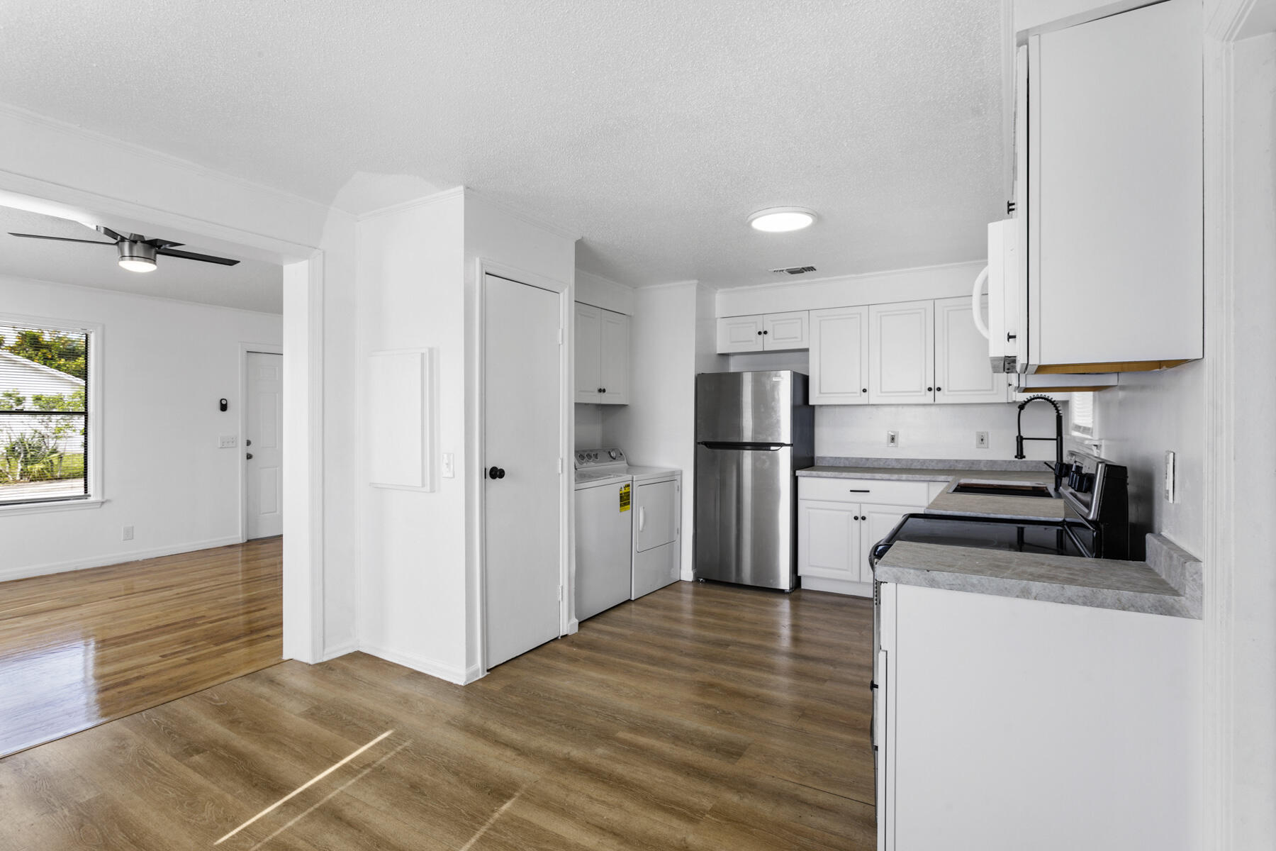TIMBER PINES WEST - Residential Lease