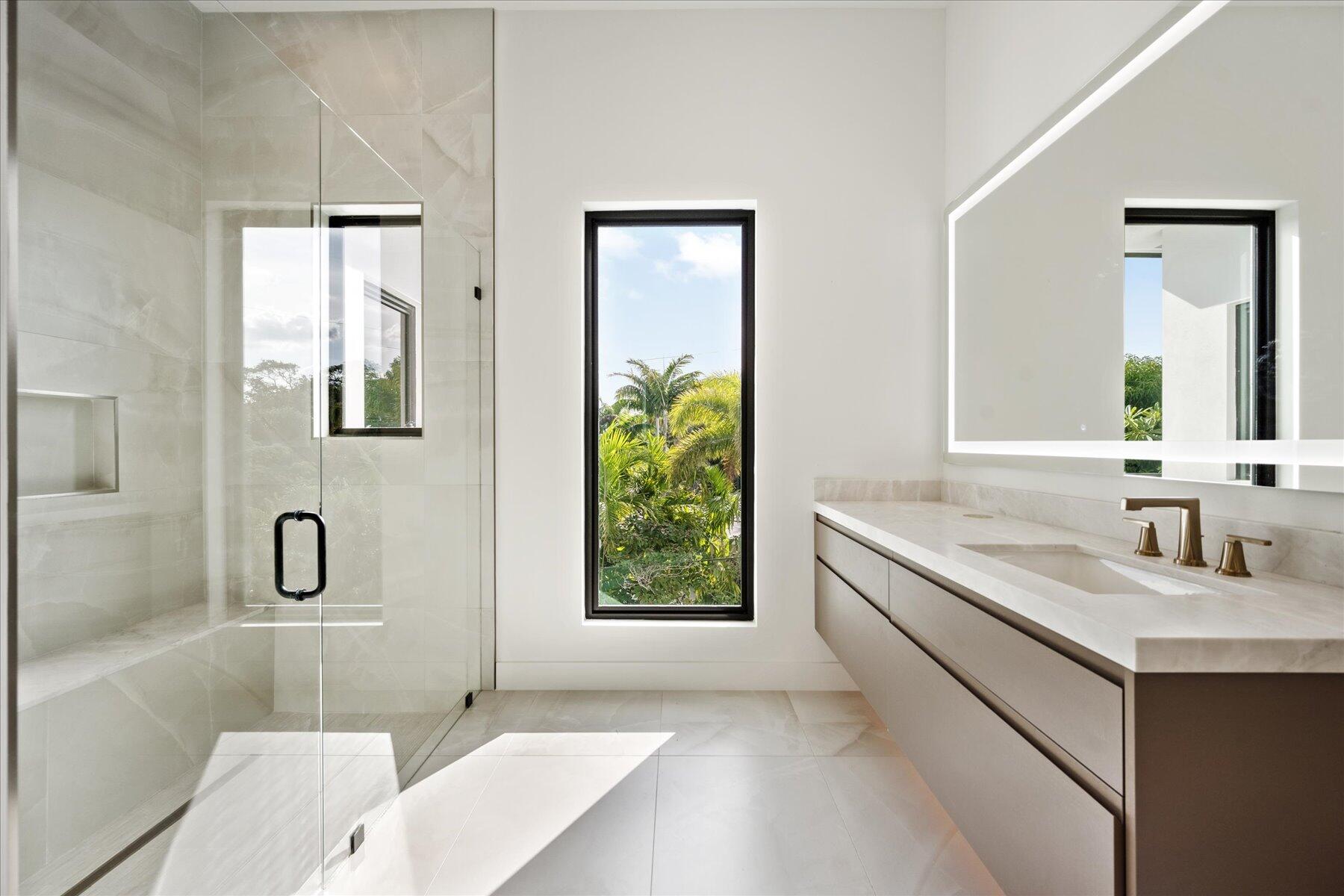 LEFT BANK ESTATES  (GOLDEN HARBOR AREA) - Residential