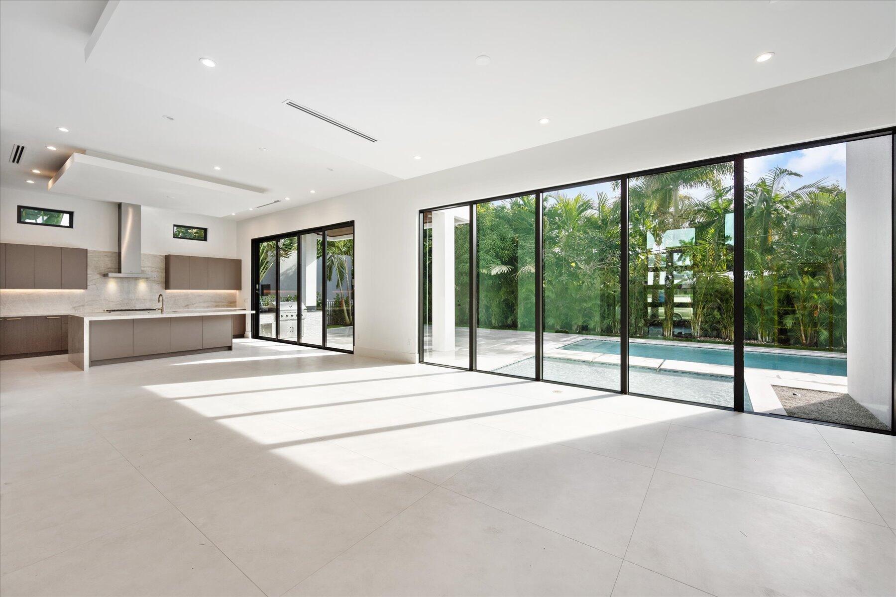 LEFT BANK ESTATES  (GOLDEN HARBOR AREA) - Residential