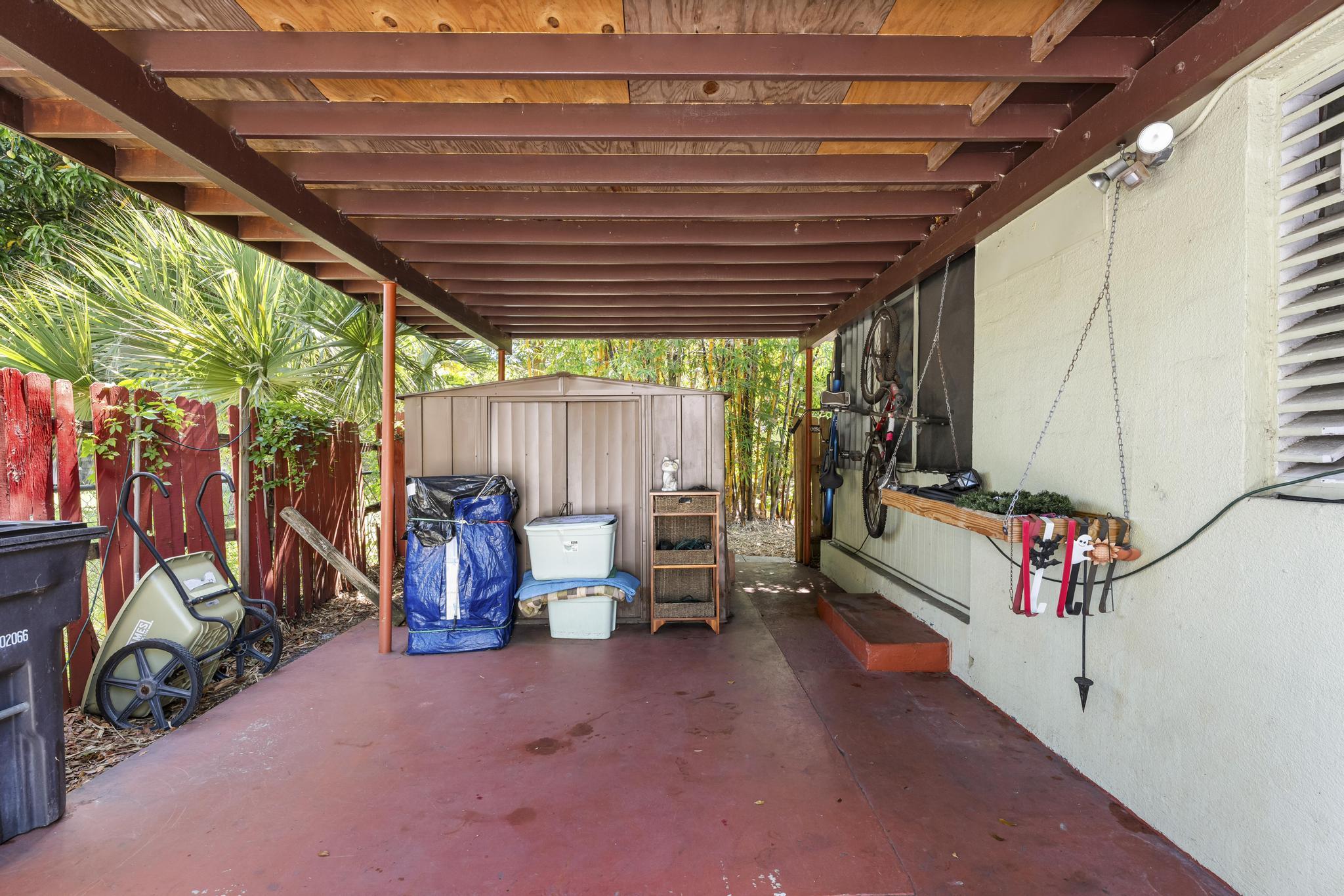 FAIRFAX PARK ADD - Residential Lease