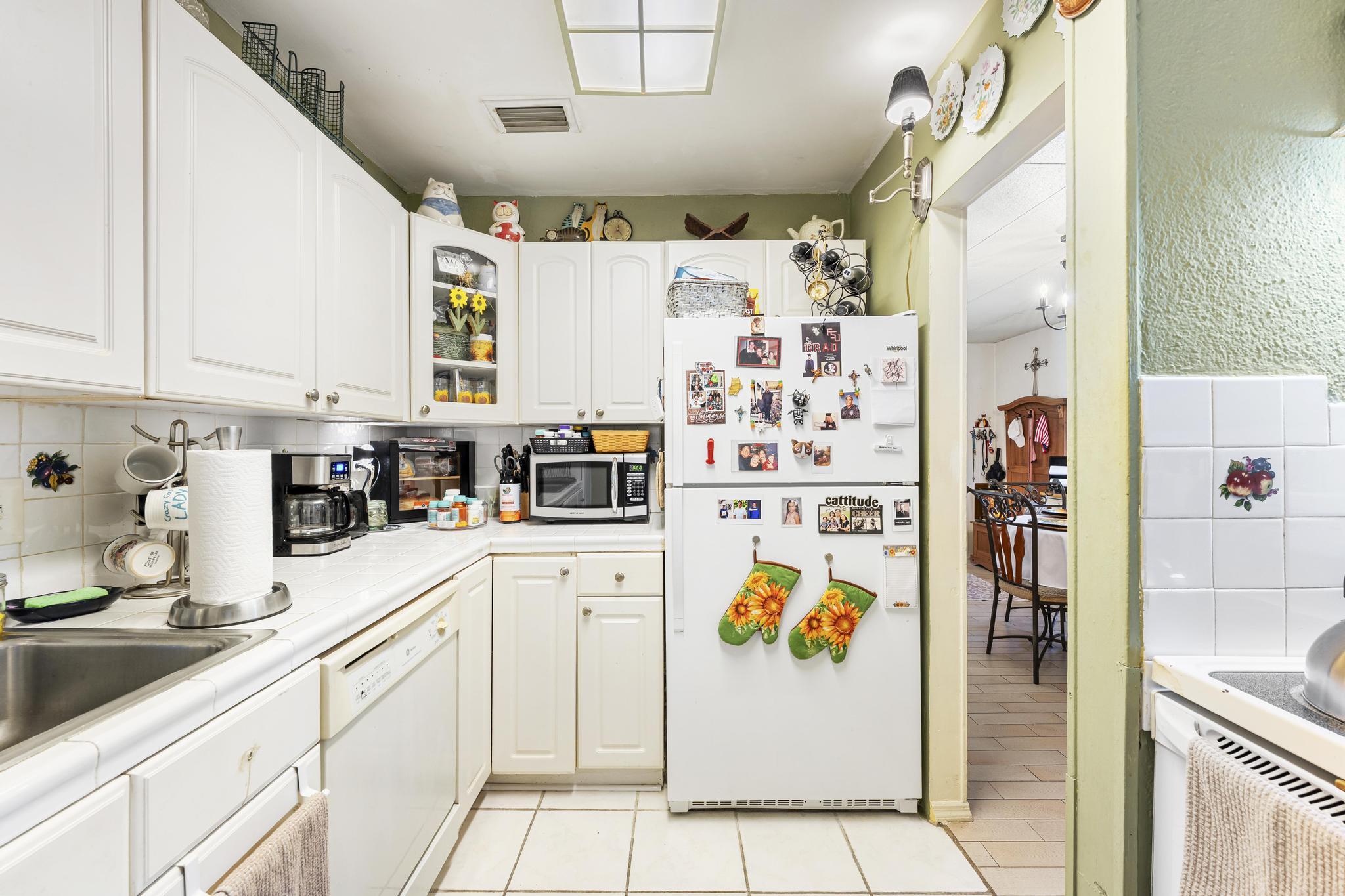 FAIRFAX PARK ADD - Residential Lease