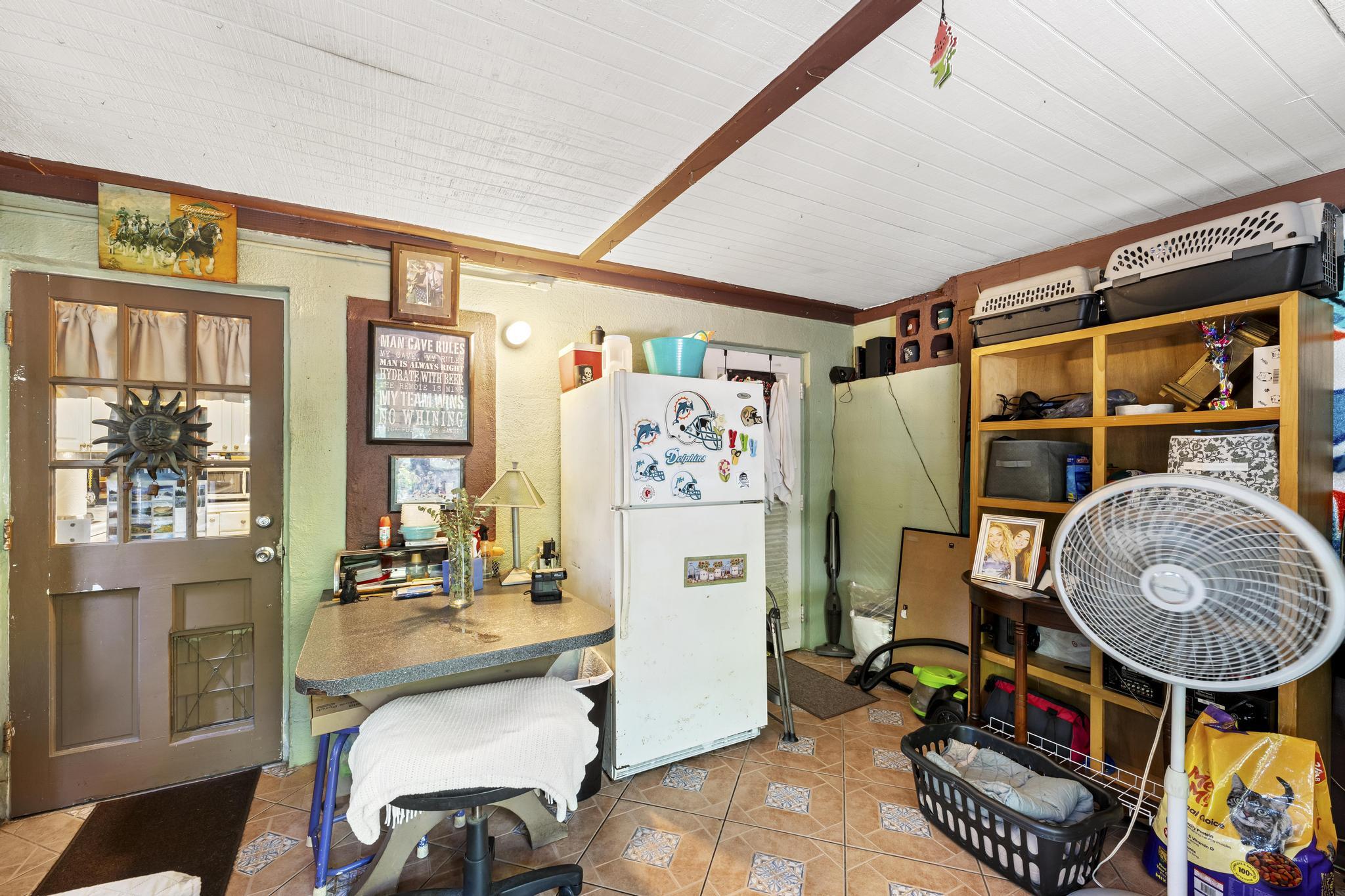 FAIRFAX PARK ADD - Residential Lease