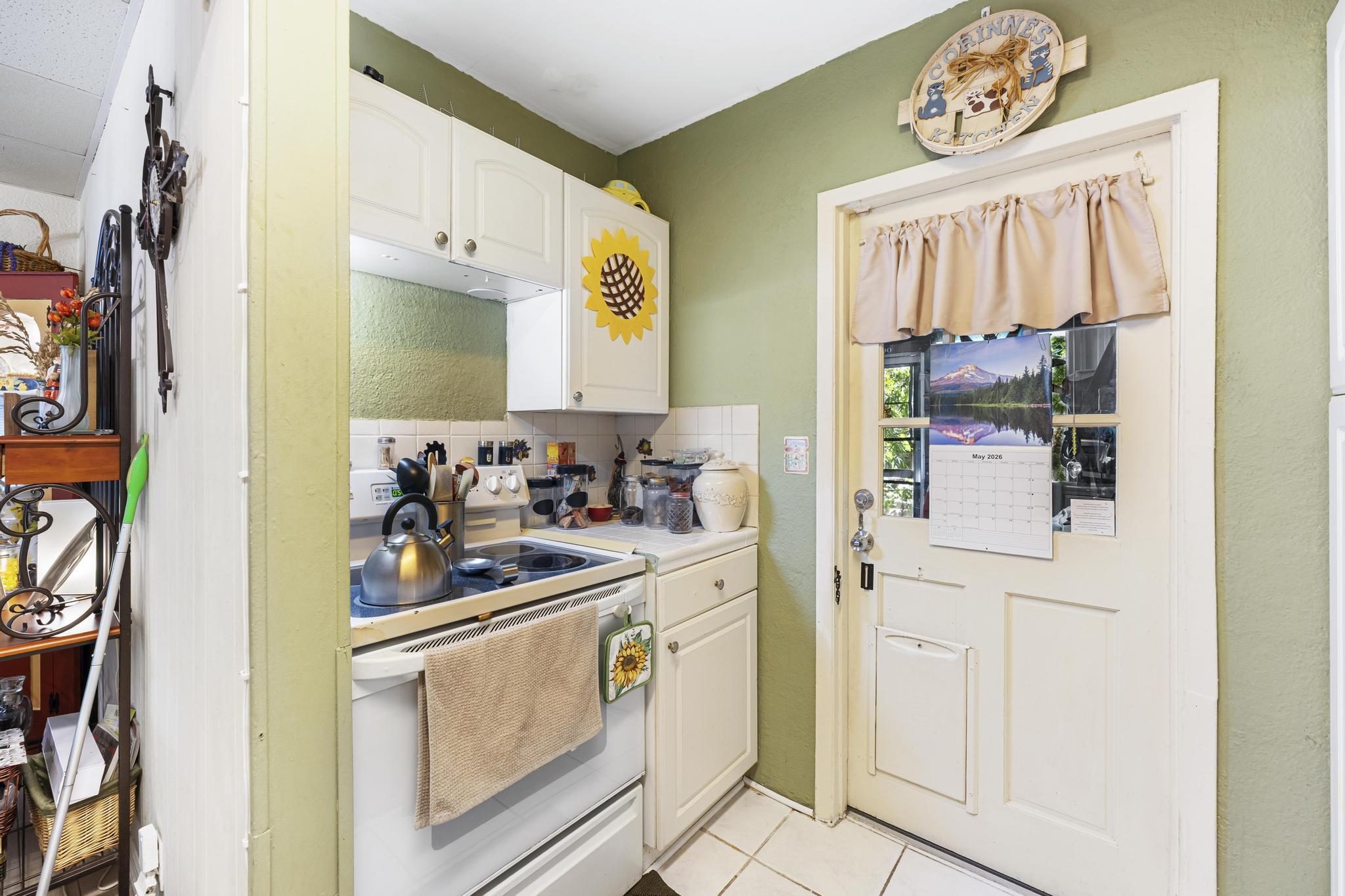 FAIRFAX PARK ADD - Residential Lease