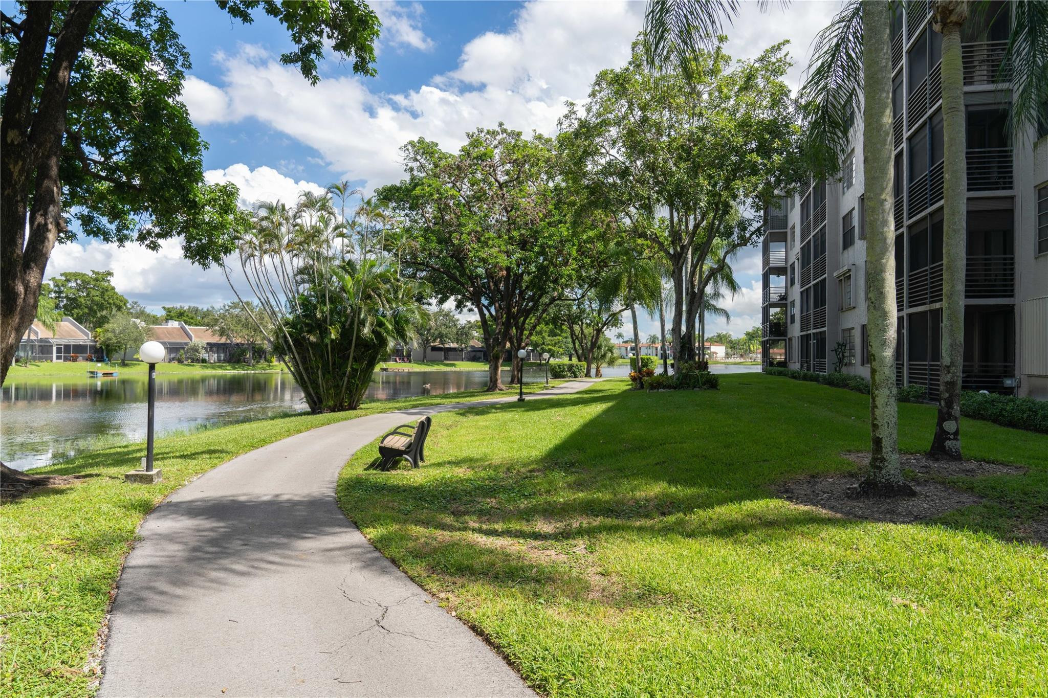 COLONY POINT 4 CONDO - Residential