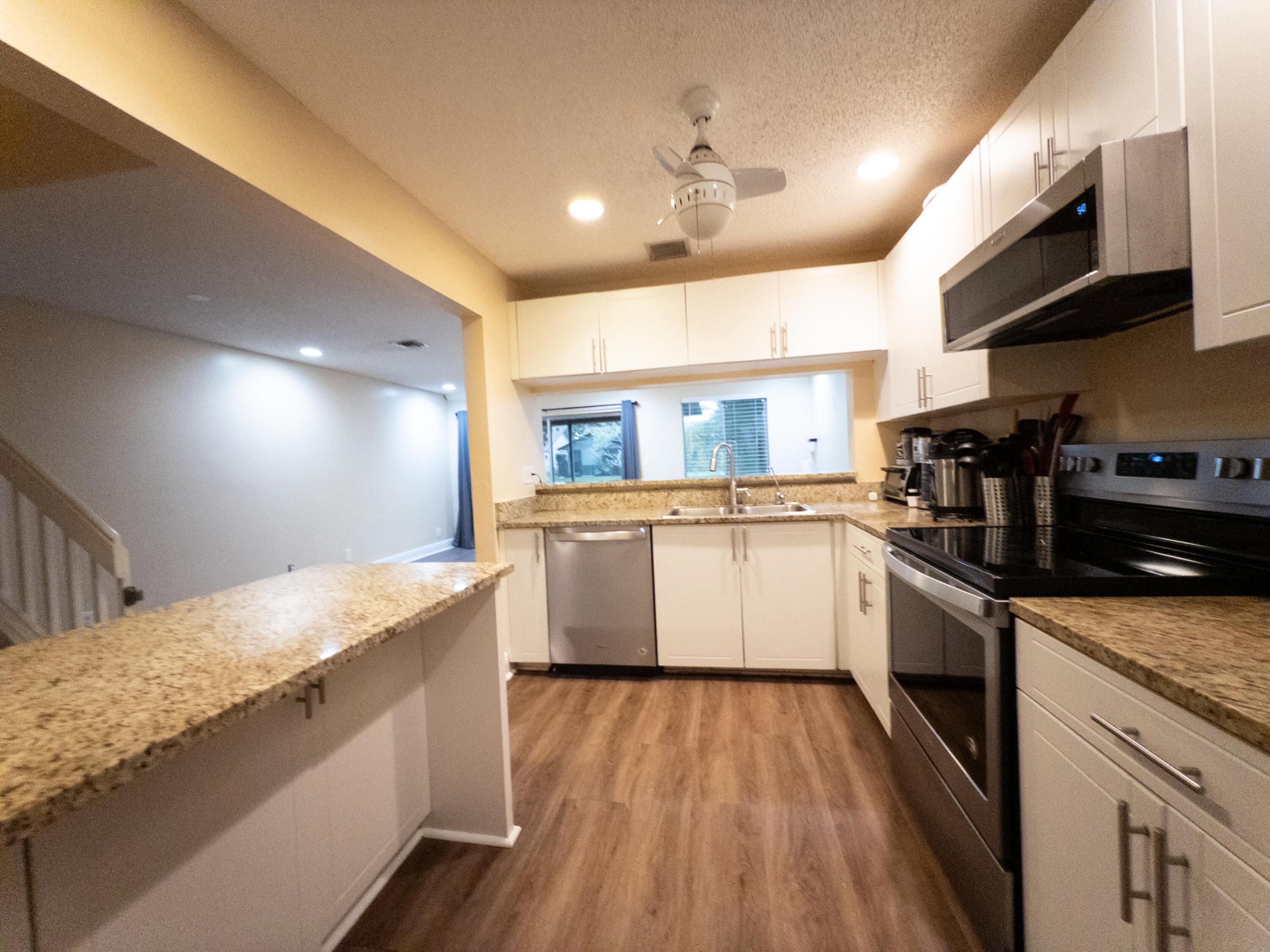 CORAL POINT NORTH - Residential