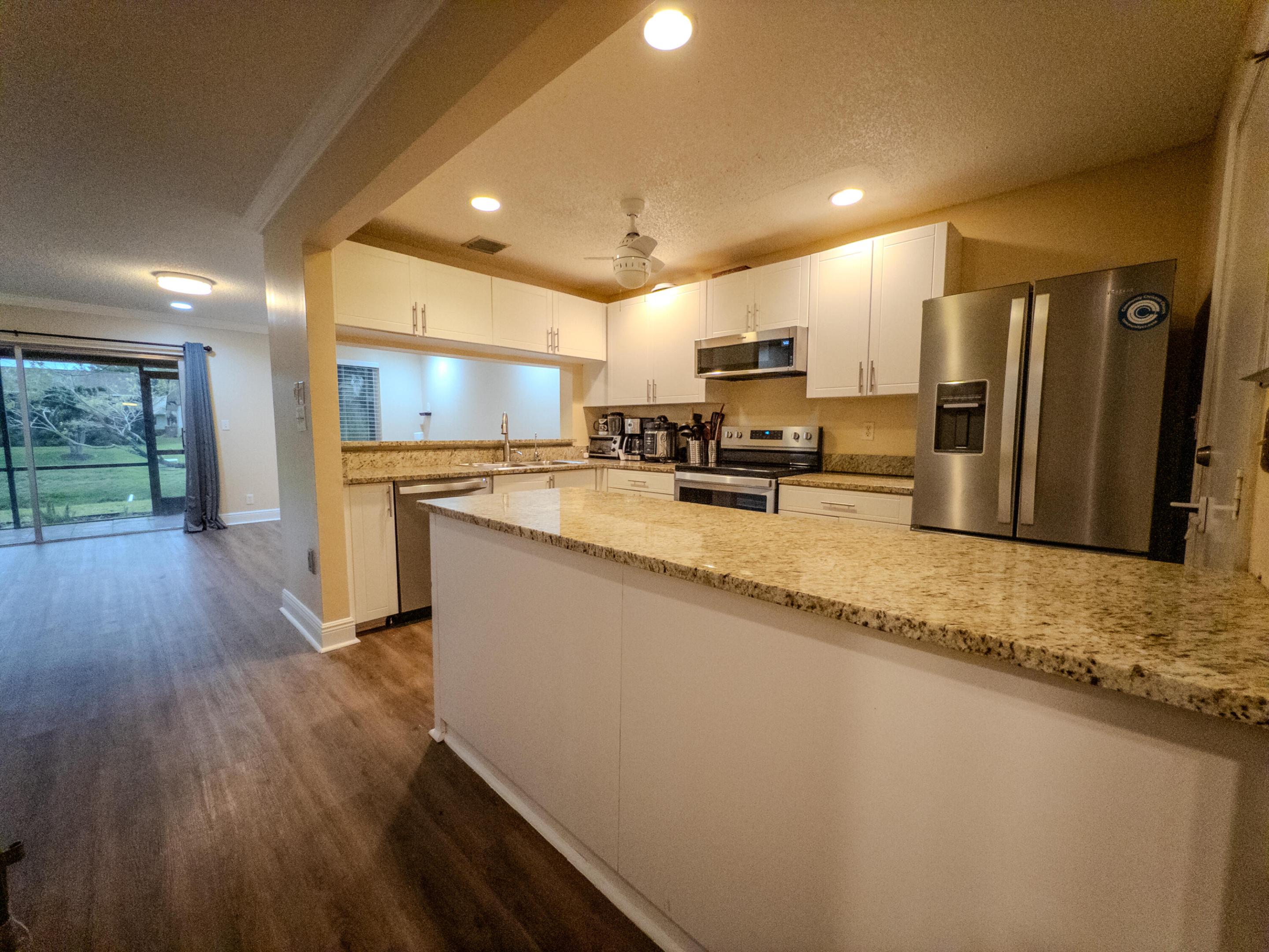 CORAL POINT NORTH - Residential