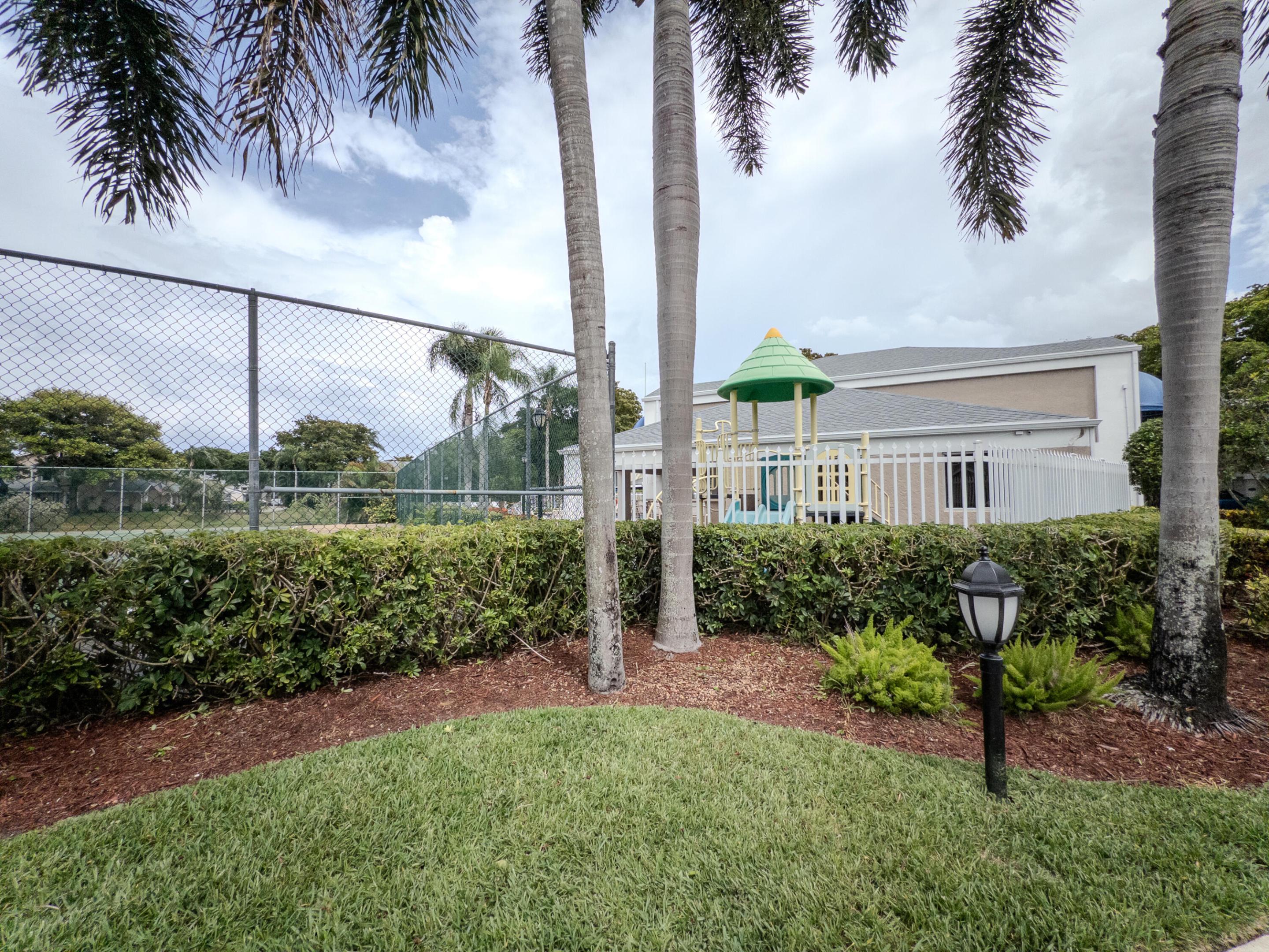 CORAL POINT NORTH - Residential