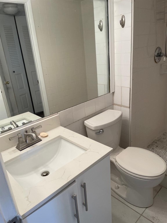 Lime Bay condo - Residential