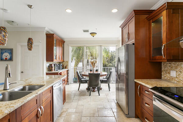 Palm Island Villas - Residential