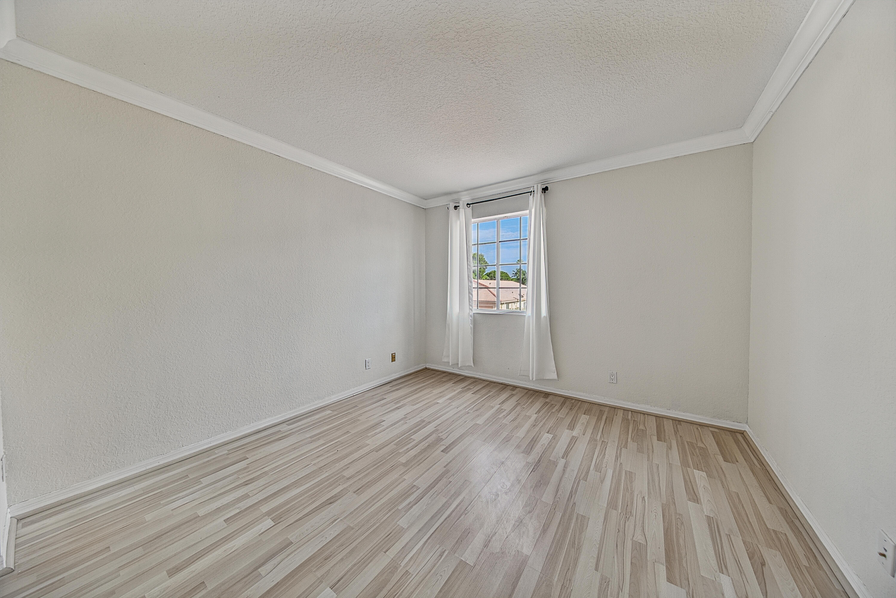 COQUINA LAKES - Residential Lease