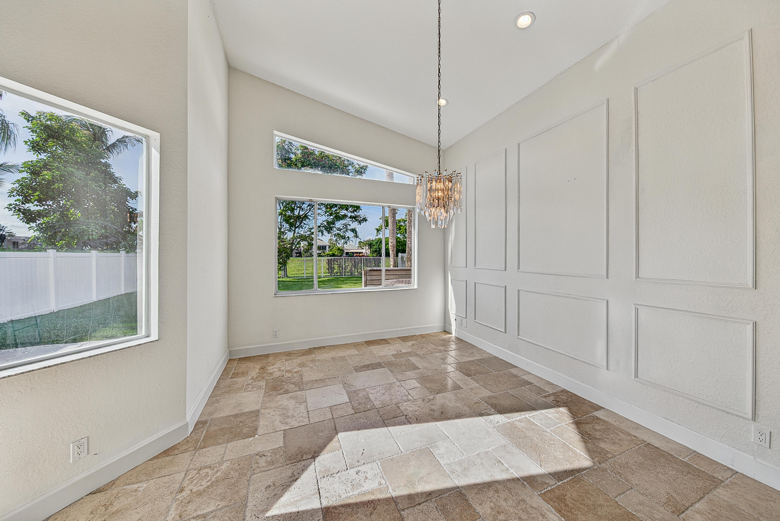 COQUINA LAKES - Residential Lease