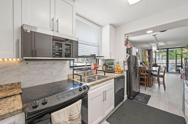 GREENGLADES CONDO I - Residential