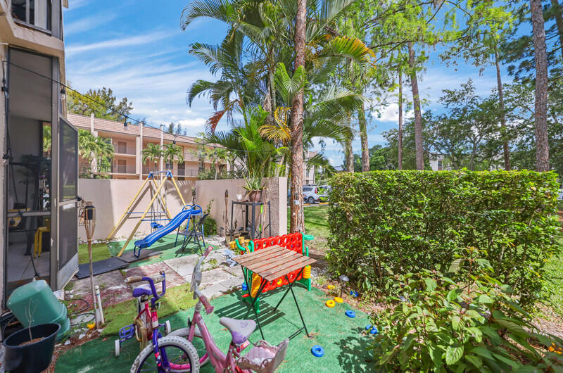 GREENGLADES CONDO I - Residential