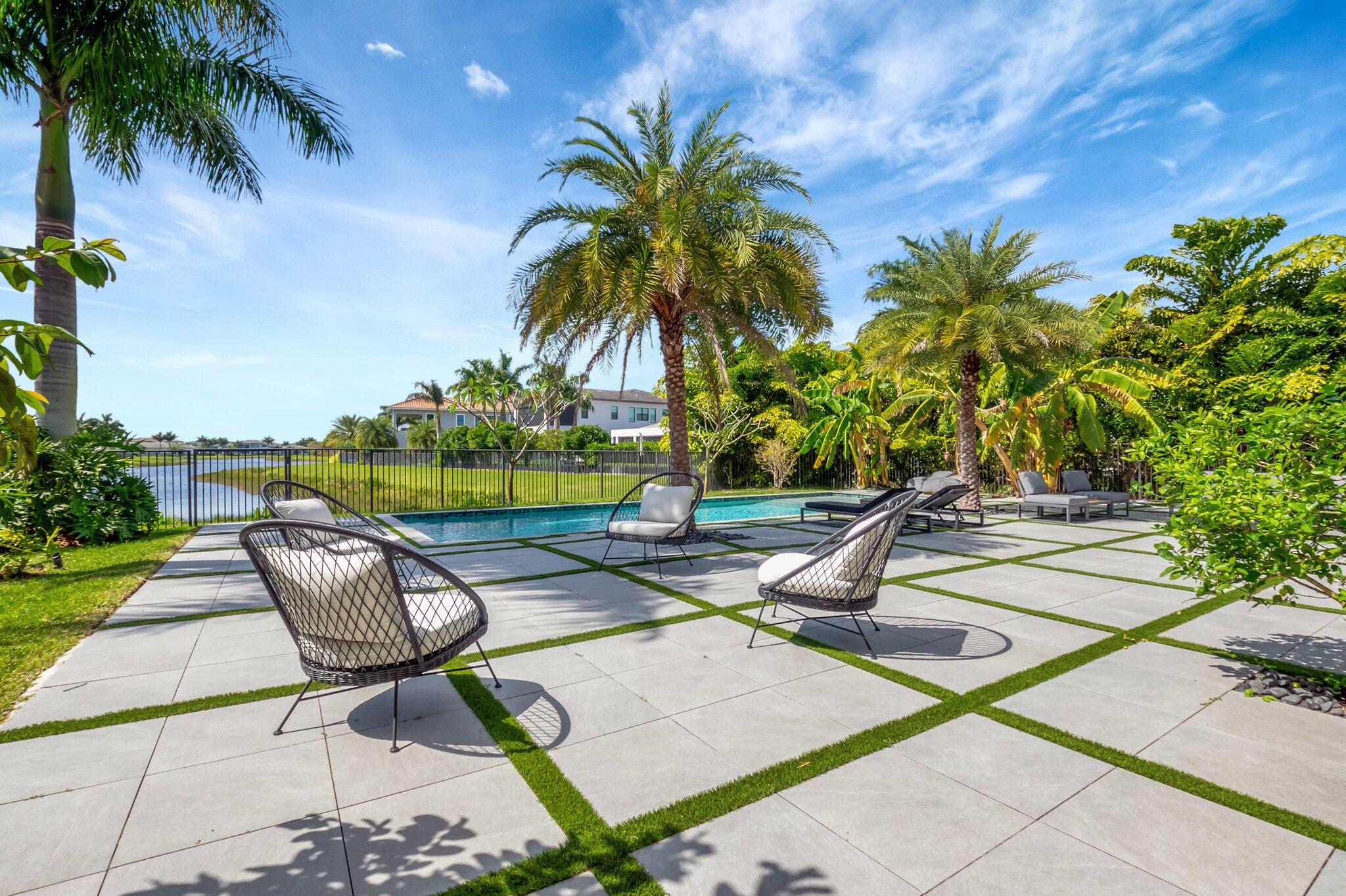 BOCA BRIDGES - Residential