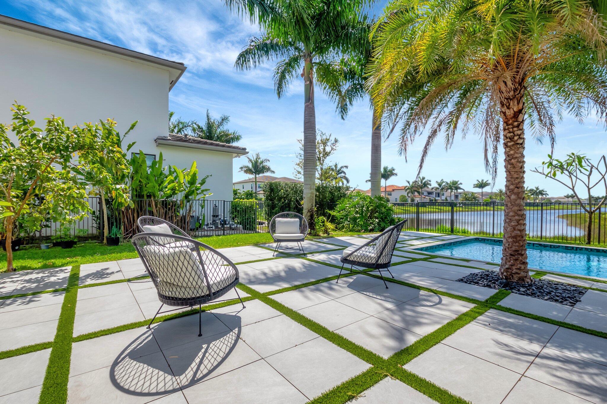 BOCA BRIDGES - Residential