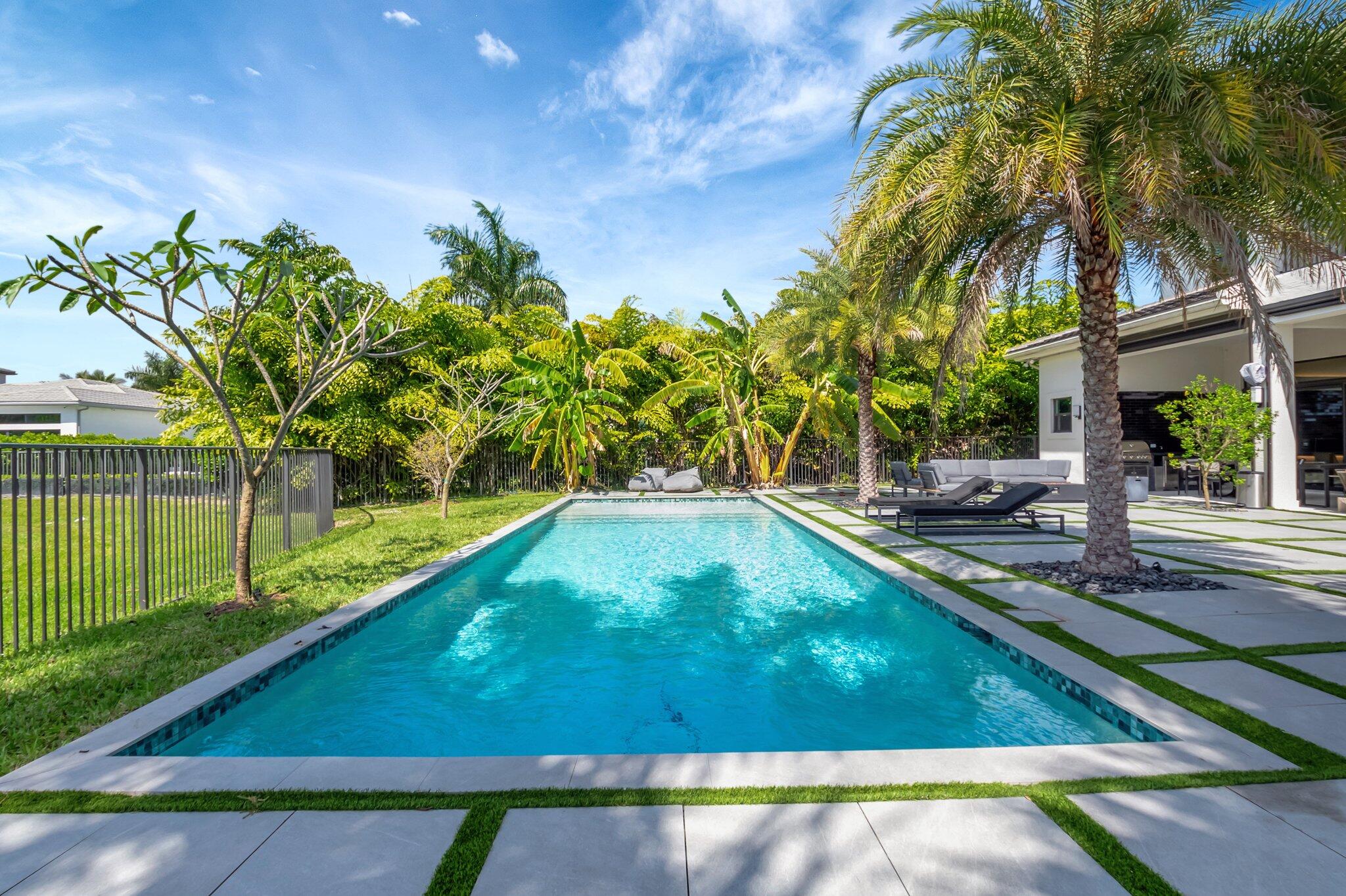 BOCA BRIDGES - Residential