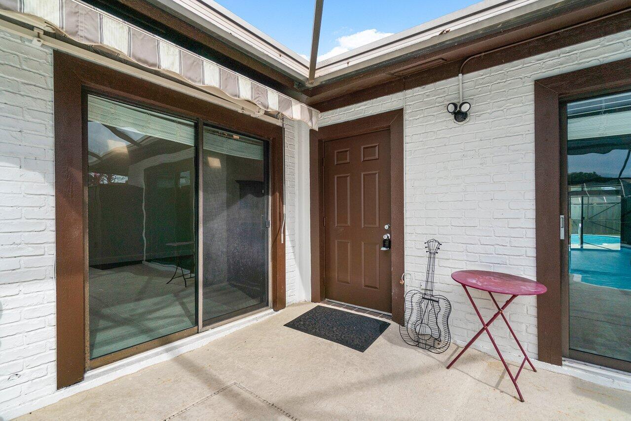 BOCA GARDENS - Residential Lease