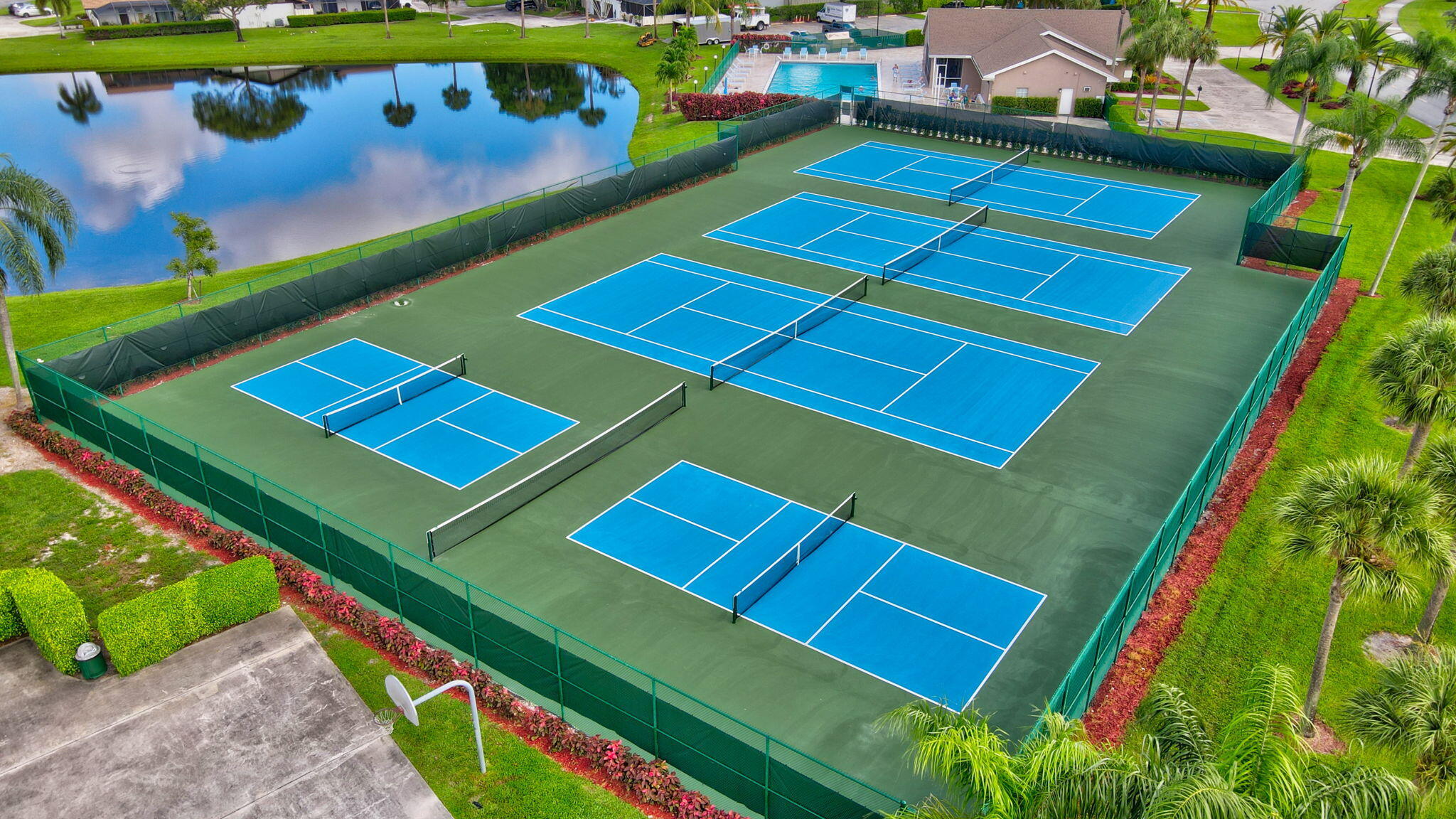 BOCA GARDENS - Residential Lease