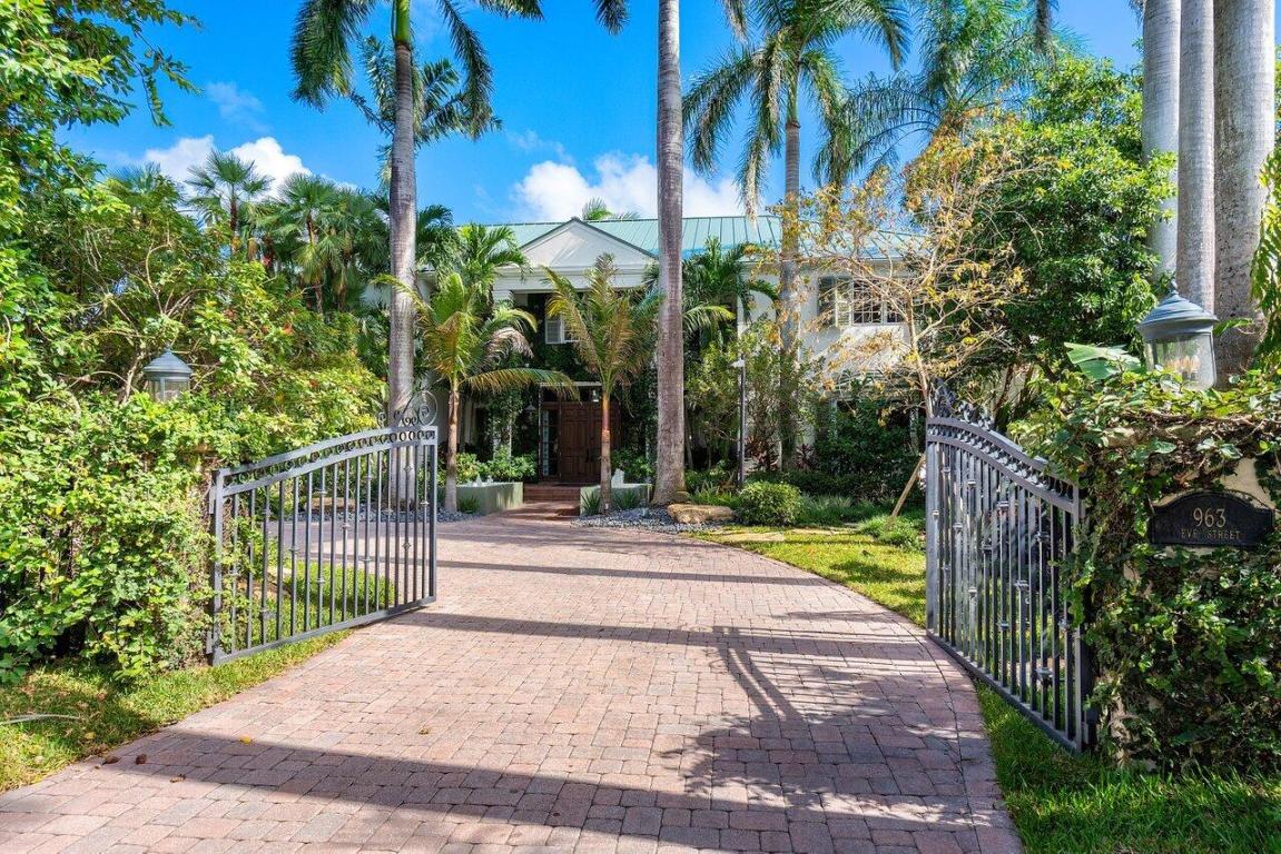 TROPIC ISLE - Residential