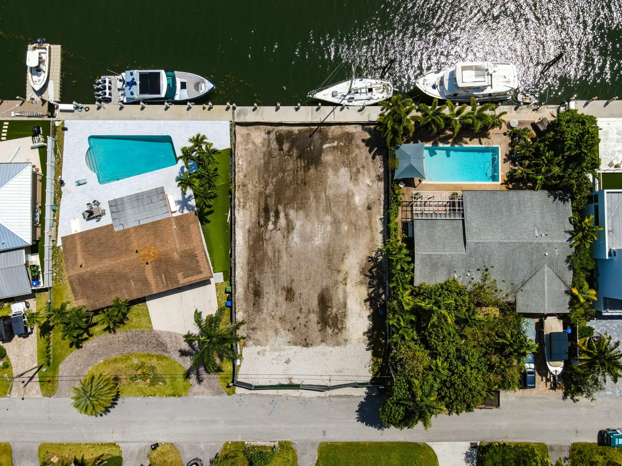 Lauderdale Harbors Sec A - Land