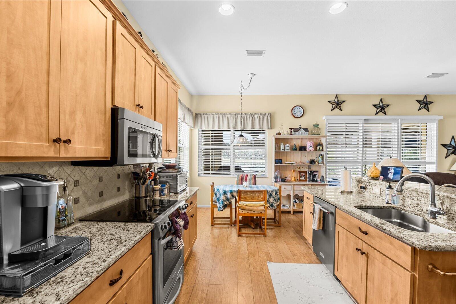 LAKEFOREST AT ST LUCIE WEST PHASE 1 - Residential