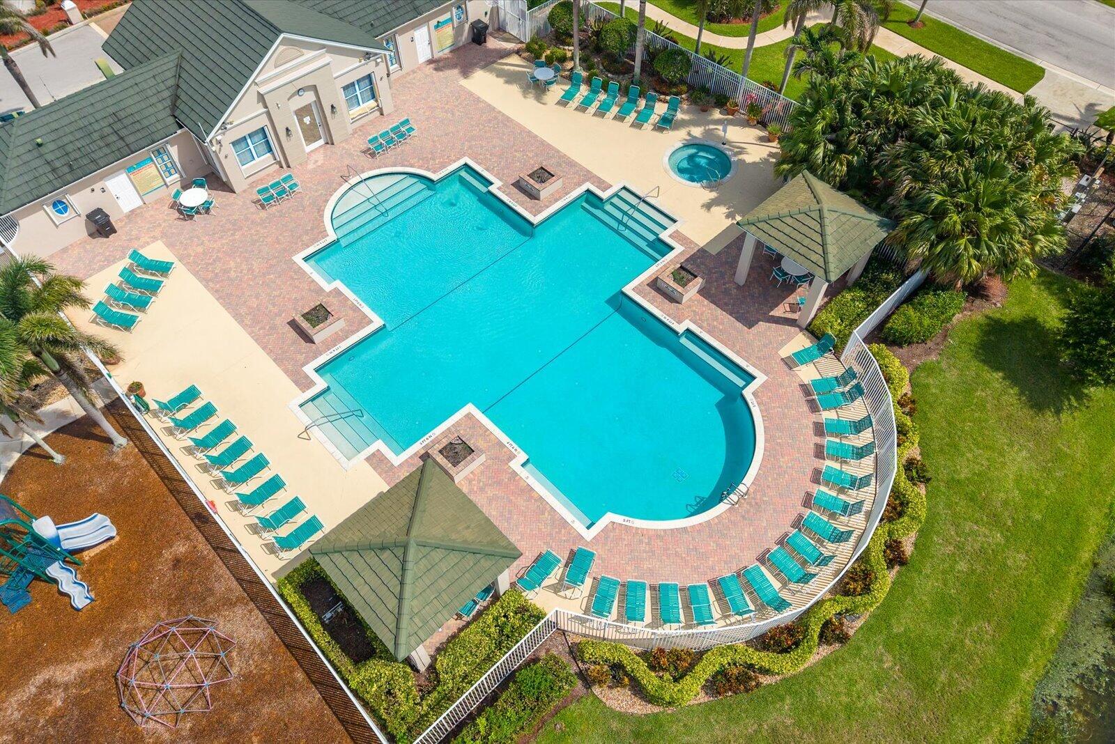 LAKEFOREST AT ST LUCIE WEST PHASE 1 - Residential