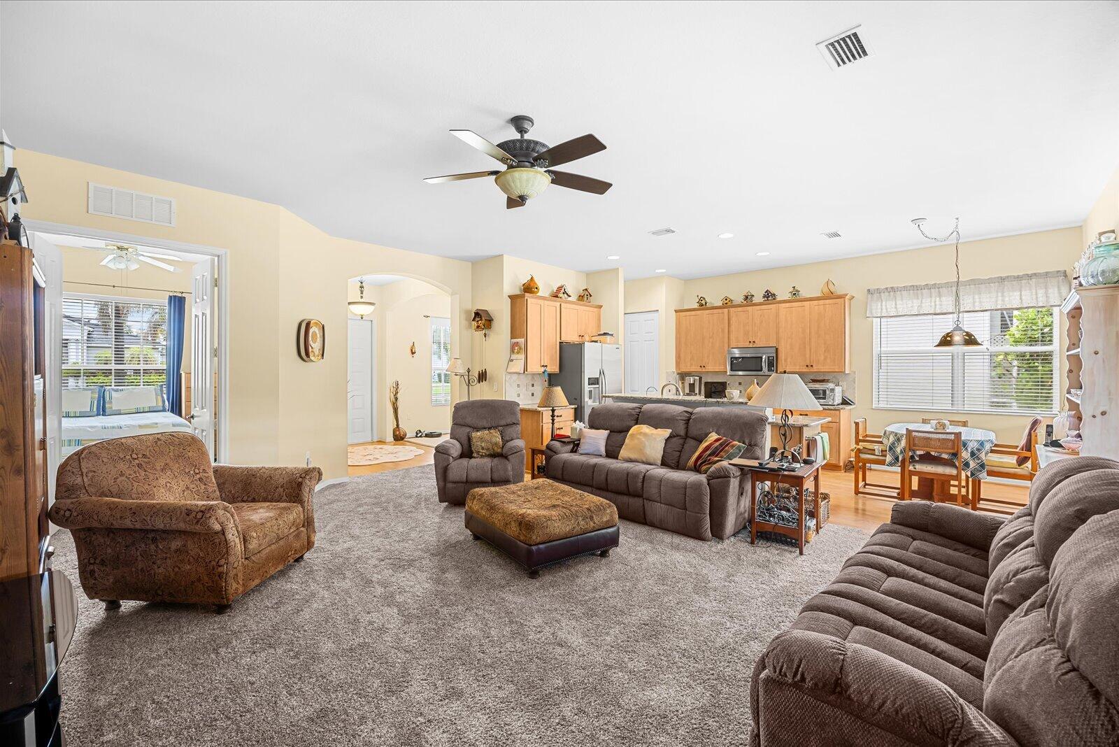 LAKEFOREST AT ST LUCIE WEST PHASE 1 - Residential
